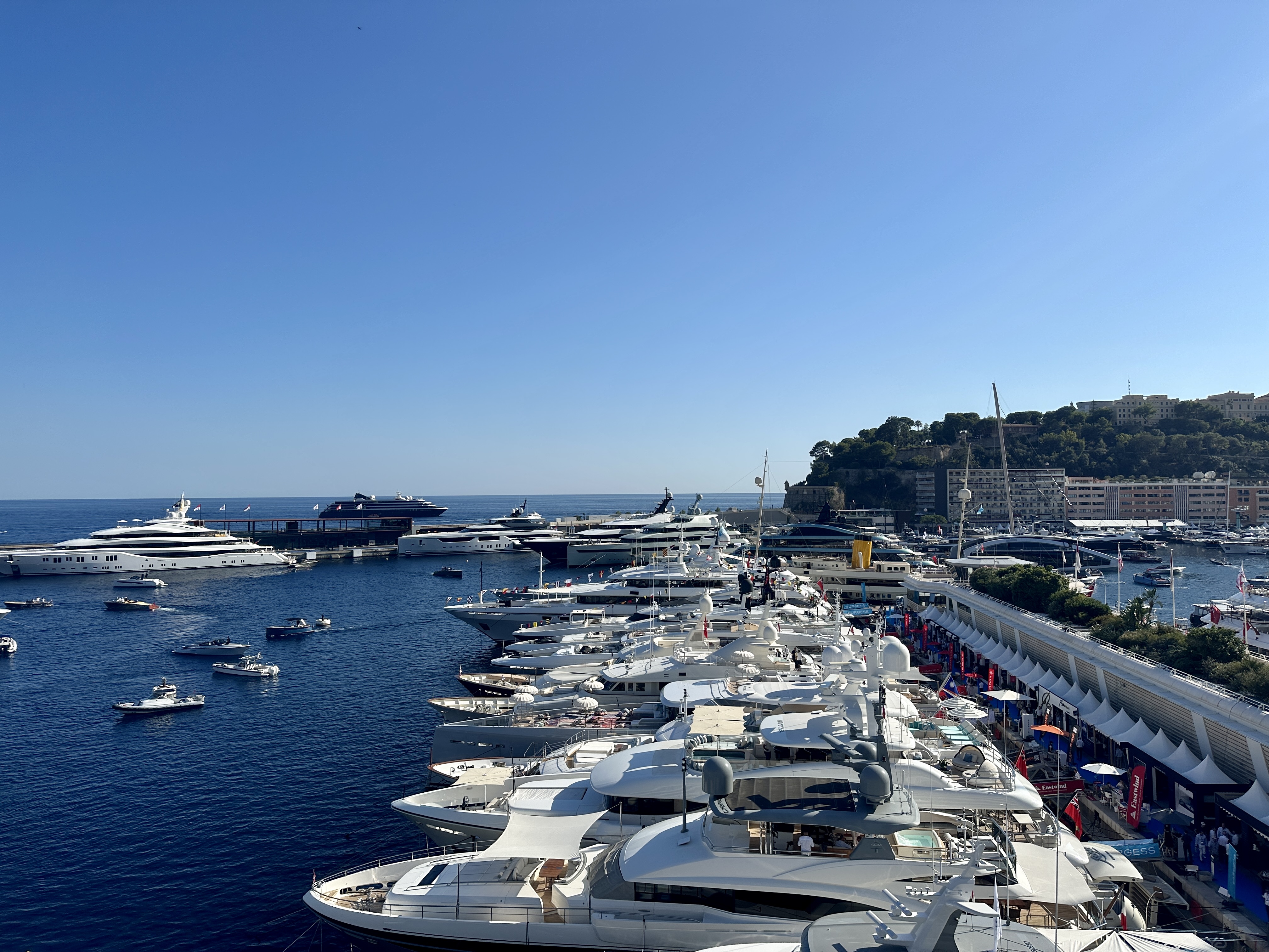 Highlights of the Monaco Yacht Show 2023 = superyachts and tenders