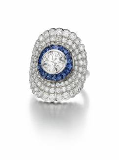 Daisy ring by Jessica McCormack