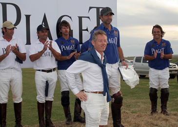 Vik leads a polo match on the grounds of colonial Estancia Vik, Uruguay polo-match-at-Estancia-Vik2