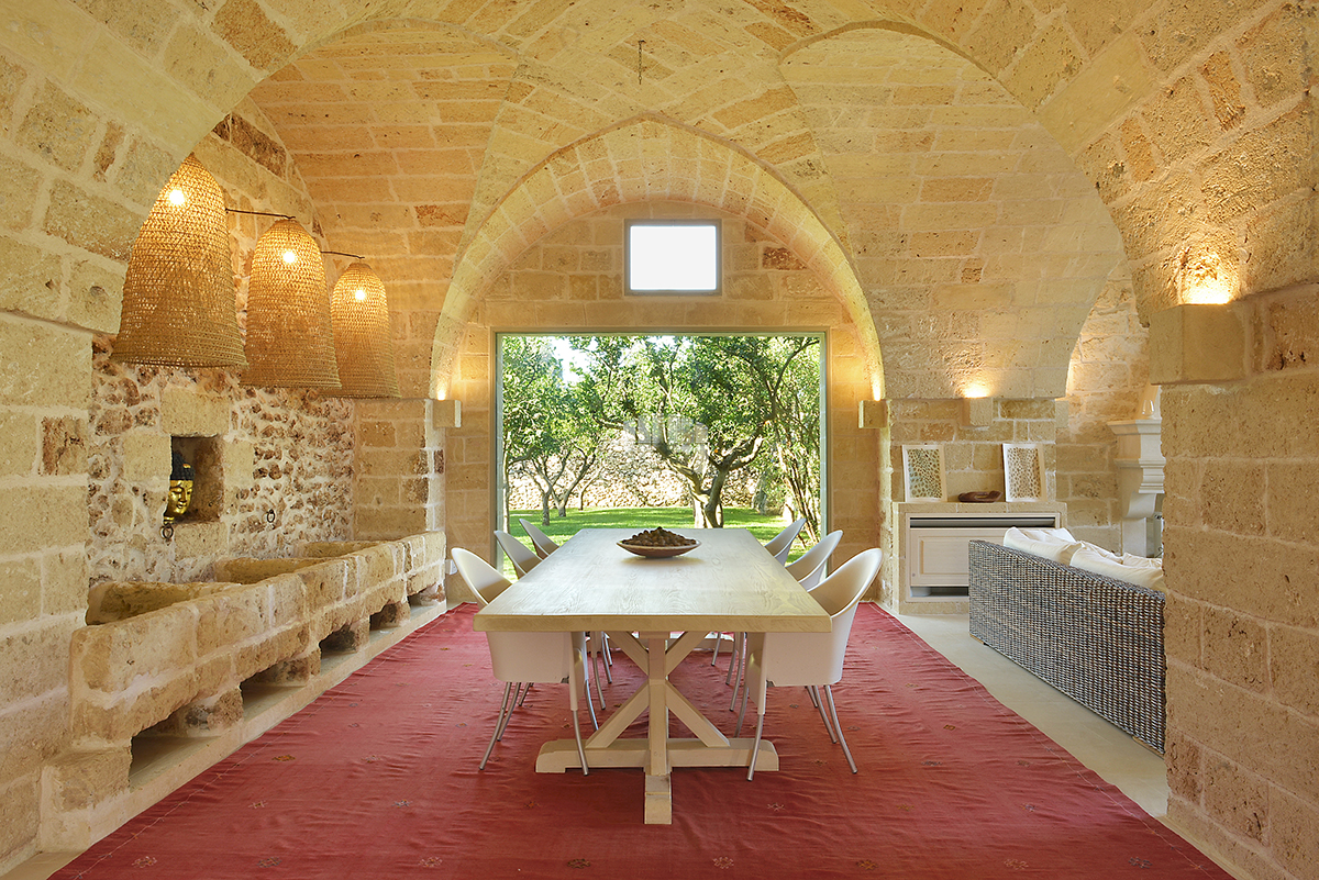 Masseria Trapana dining room