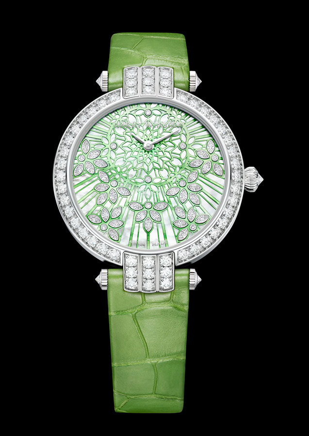 Harry Winston Premier Lace Automatic 36mm PRNAHM36WW021_BlackBg.jpg