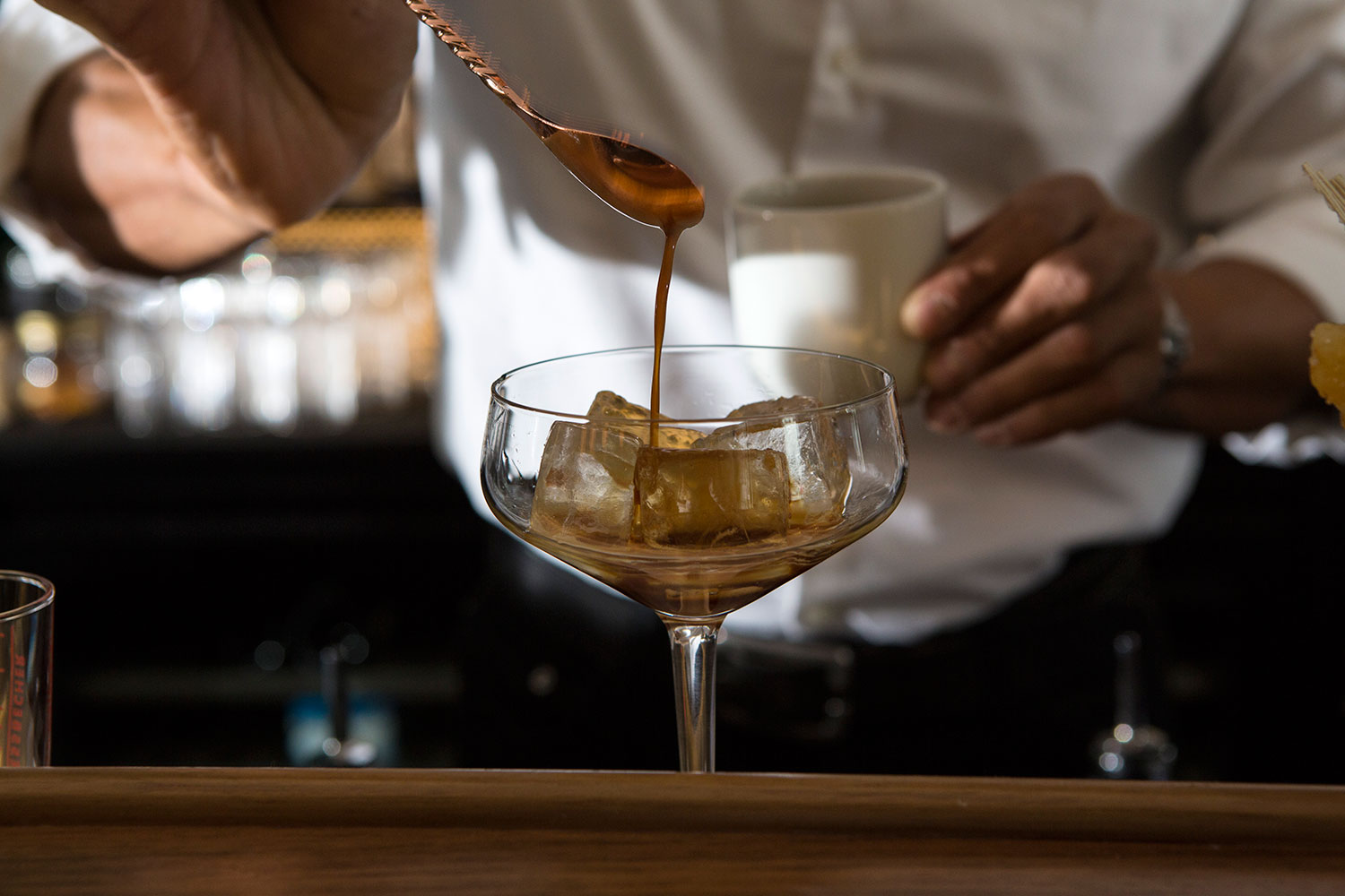 Baltho-Bar-Cocktail-Preparation_print