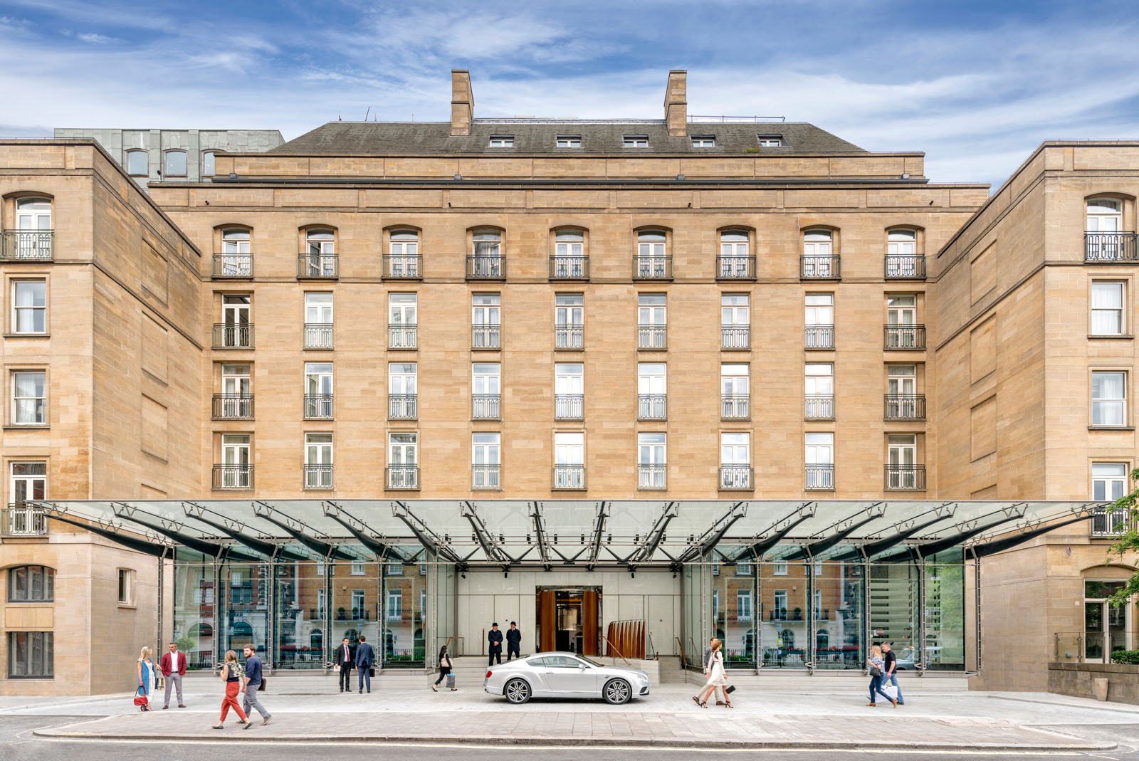 The Berkeley hotel front entrance