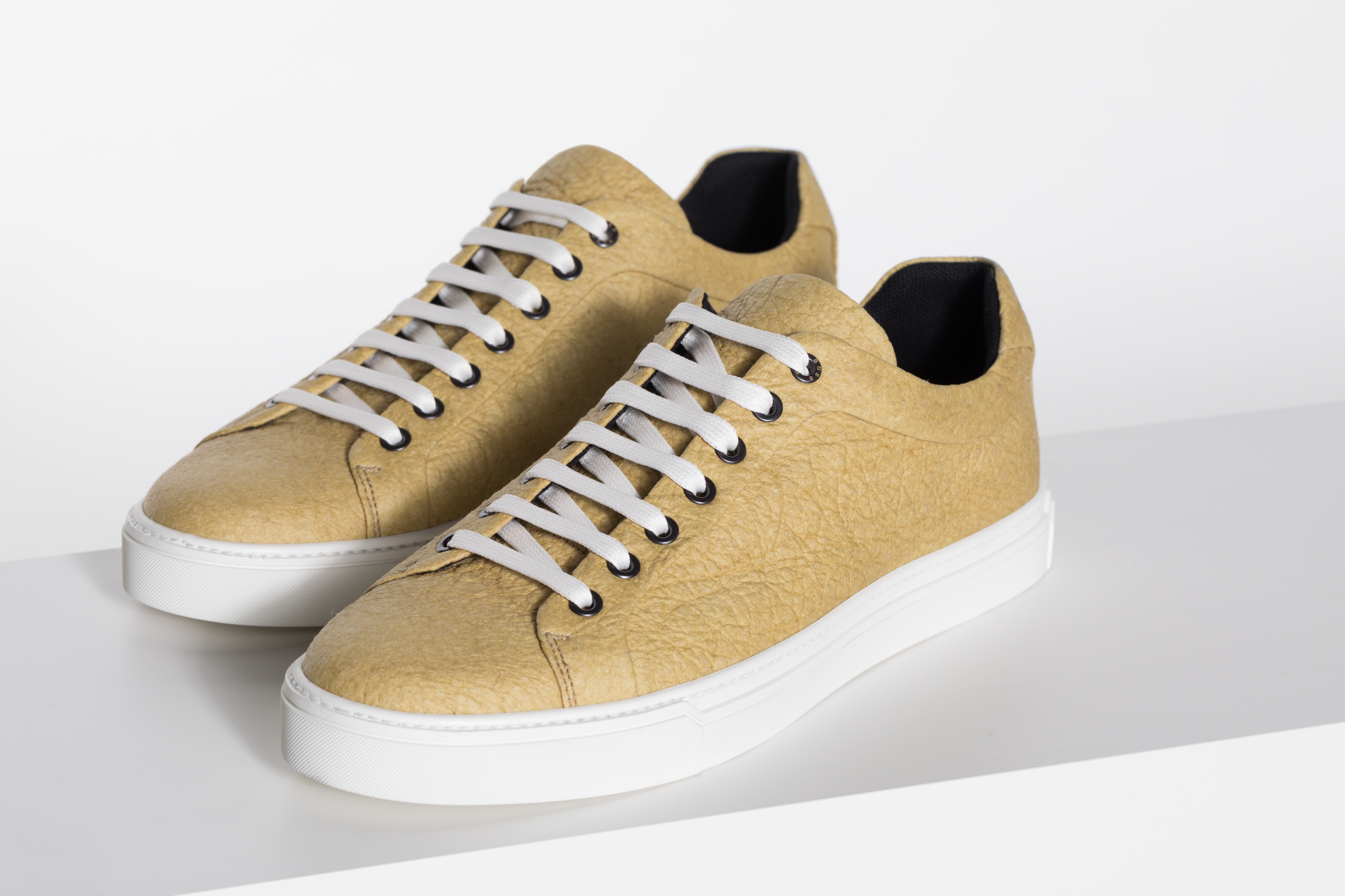BOSS Pineapple Shoe
