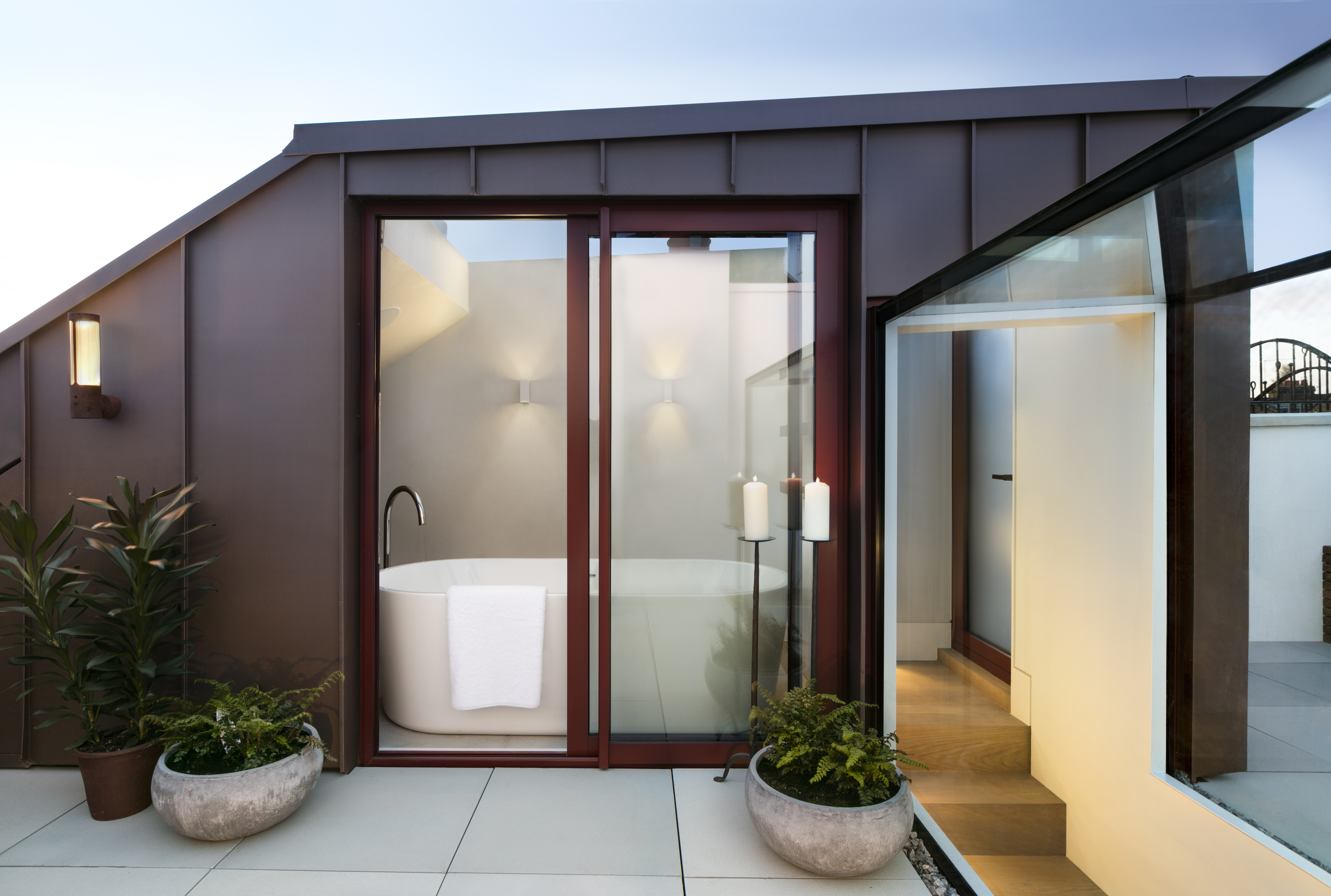 The "indoor/outdoor bathing experience" at Echlin's Kenure House development