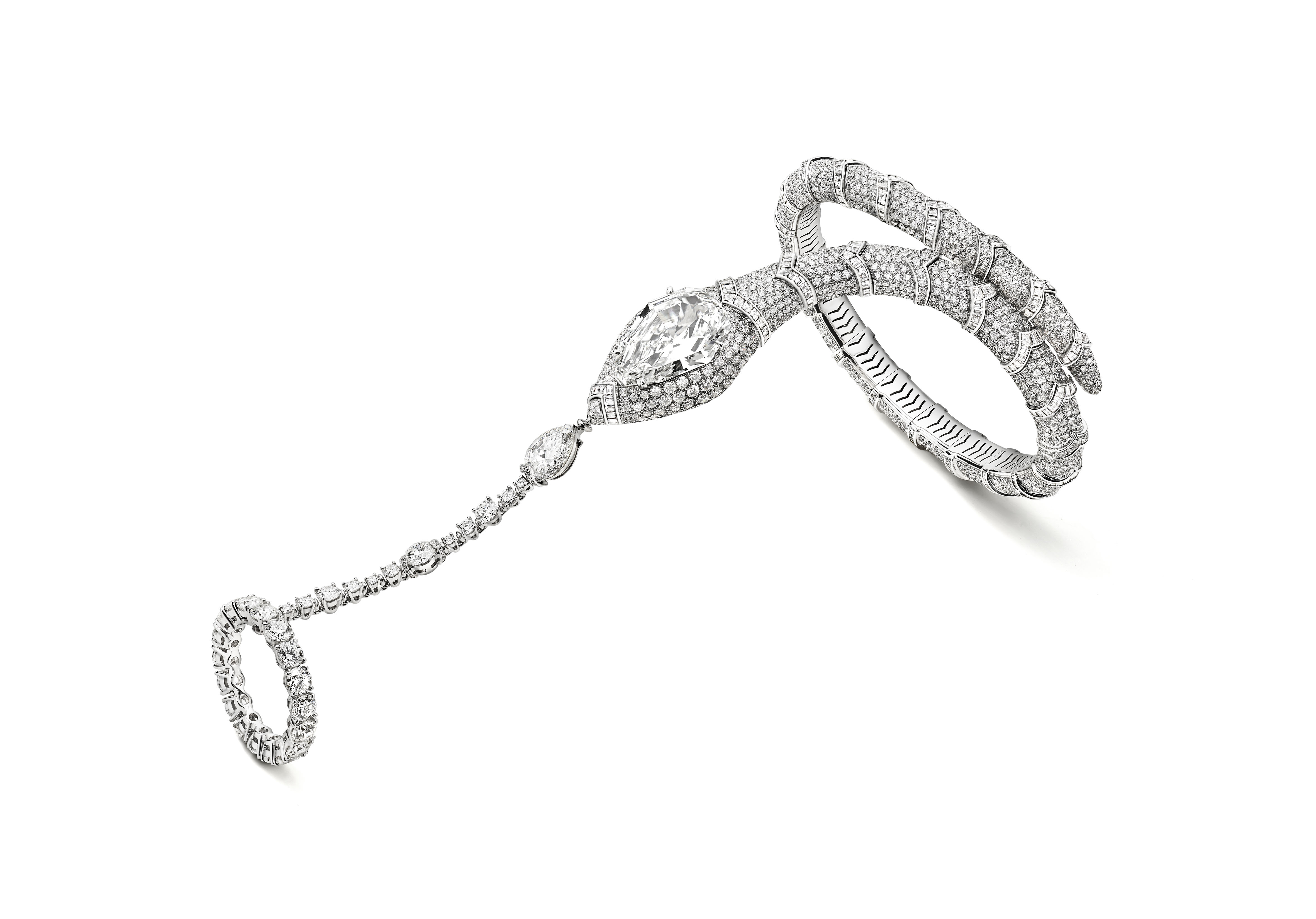 Bulgari’s Barocko collection features the Serpenti Spell hand-jewel that took 500 hours to complete Watch & jewellery trend: The recent resurgence of diamonds