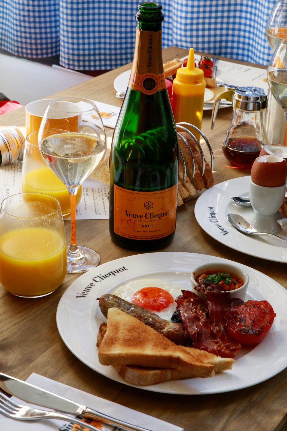 The Sunny Side Up Café by Veuve Clicquot Opens in Soho