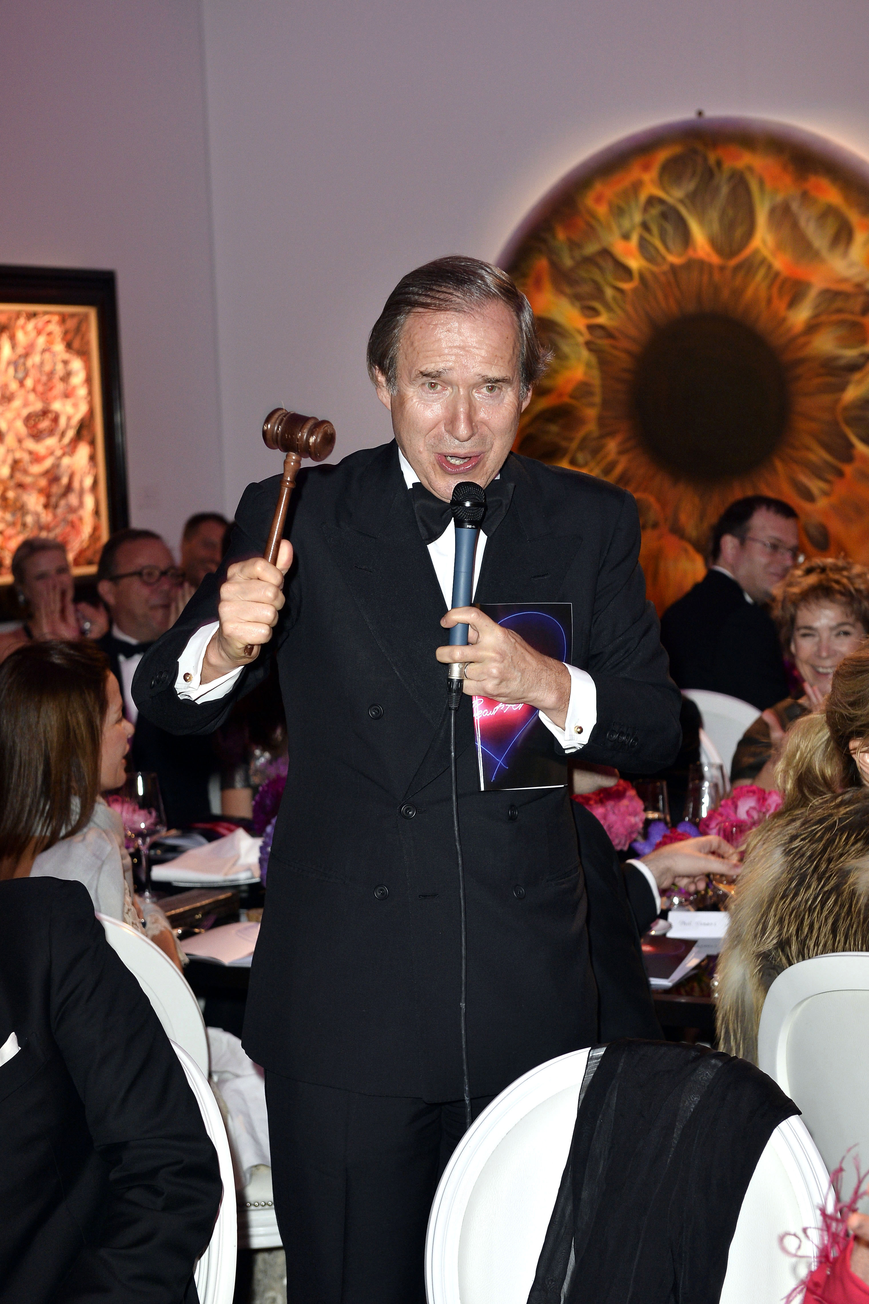 Five Minutes with Auctioneer Simon de Pury 