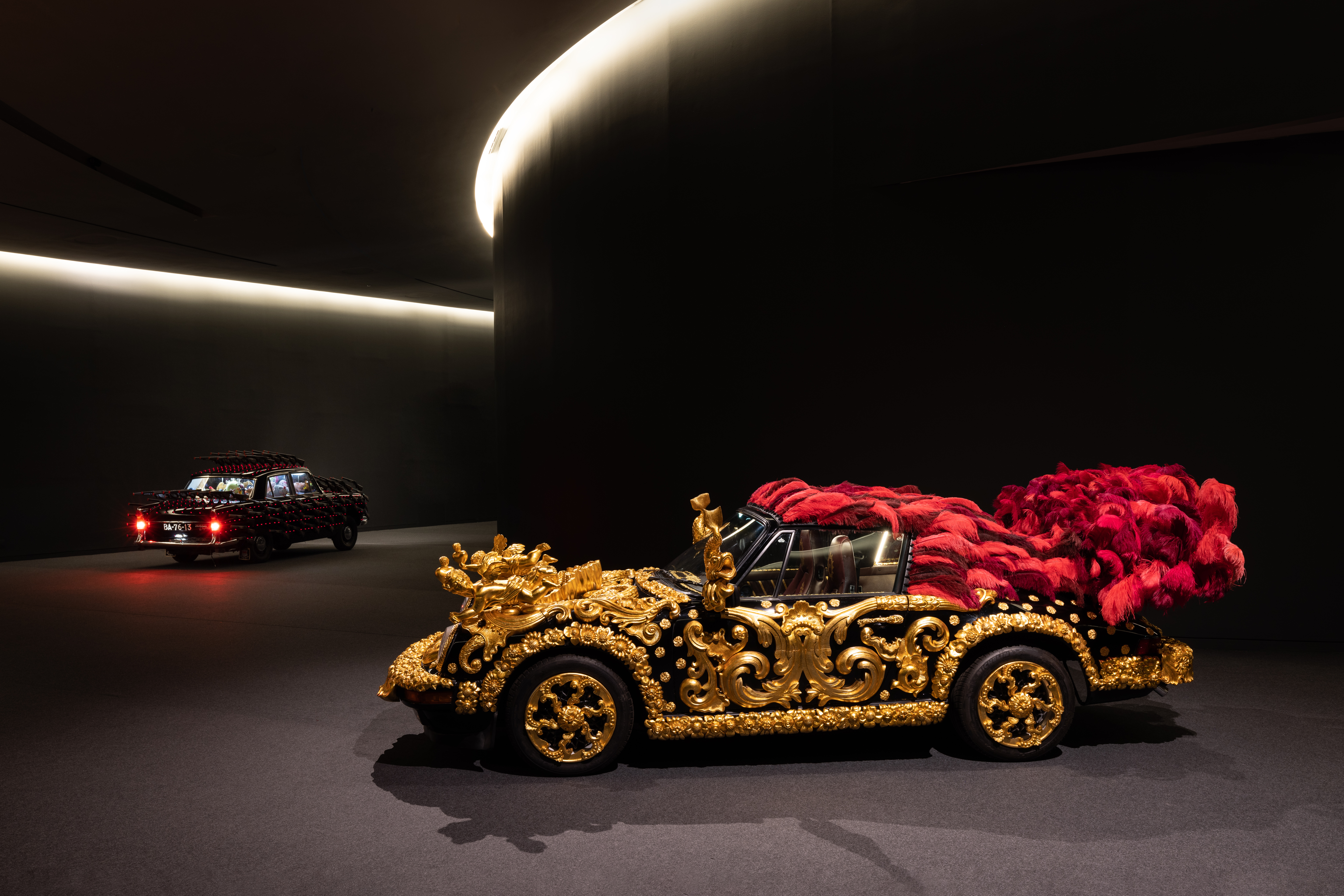 Joana Vasconcelos' Plug-In at MAAT - Drag Race and War Games