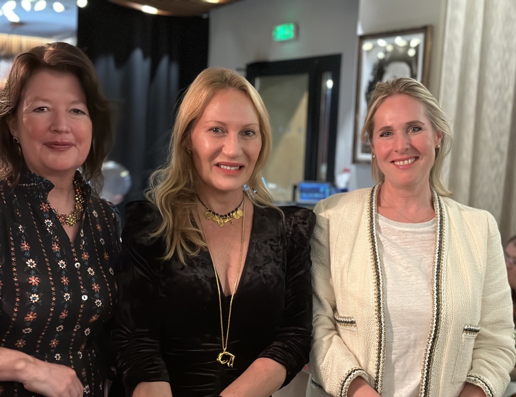 Picasso Drawings Exhibition Centre Pompidou - Diana Picasso, Lisa and Mirabeau