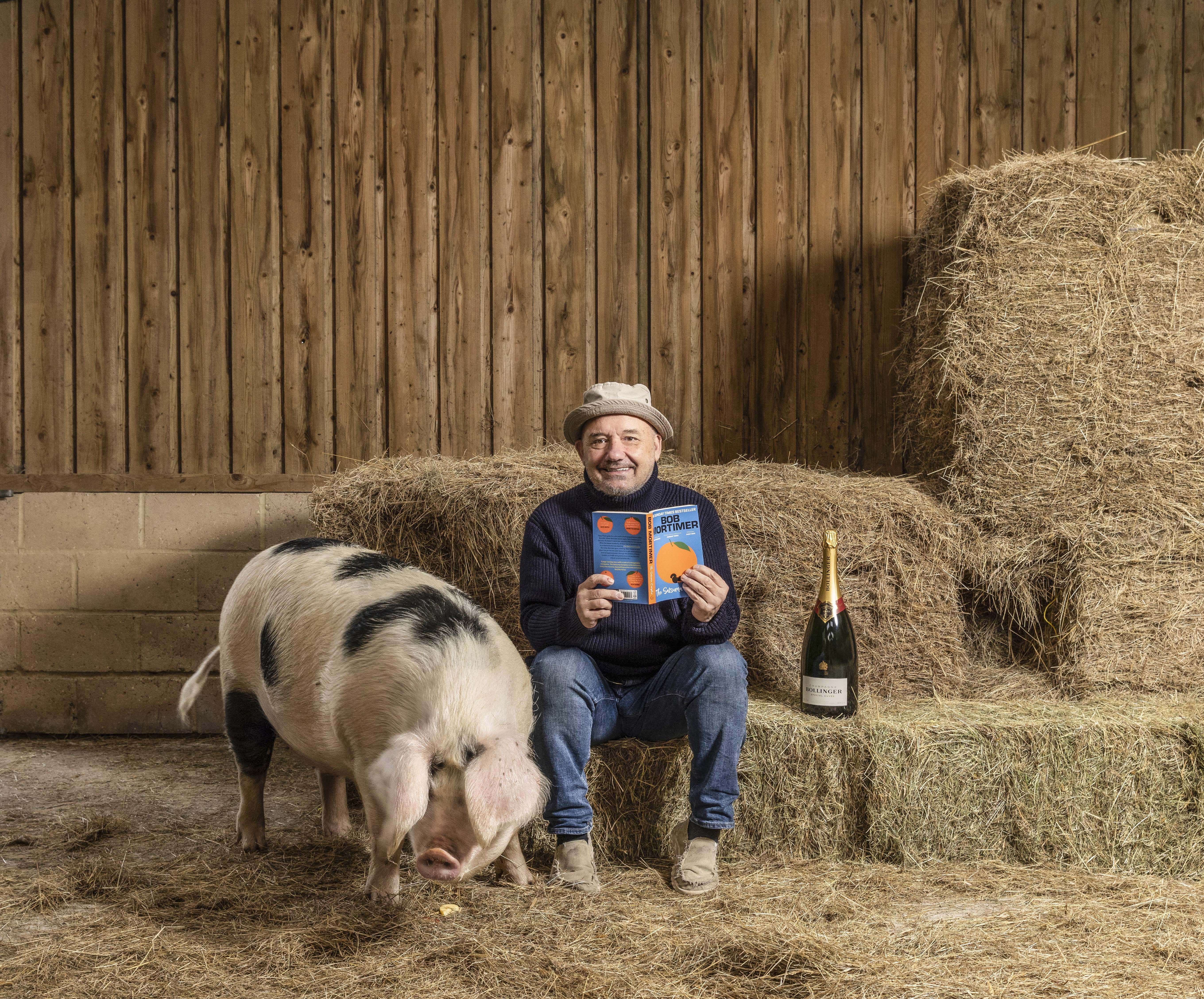 Bollinger Everyman Wodehouse Prize 2023 - Bob Mortimer and pig
