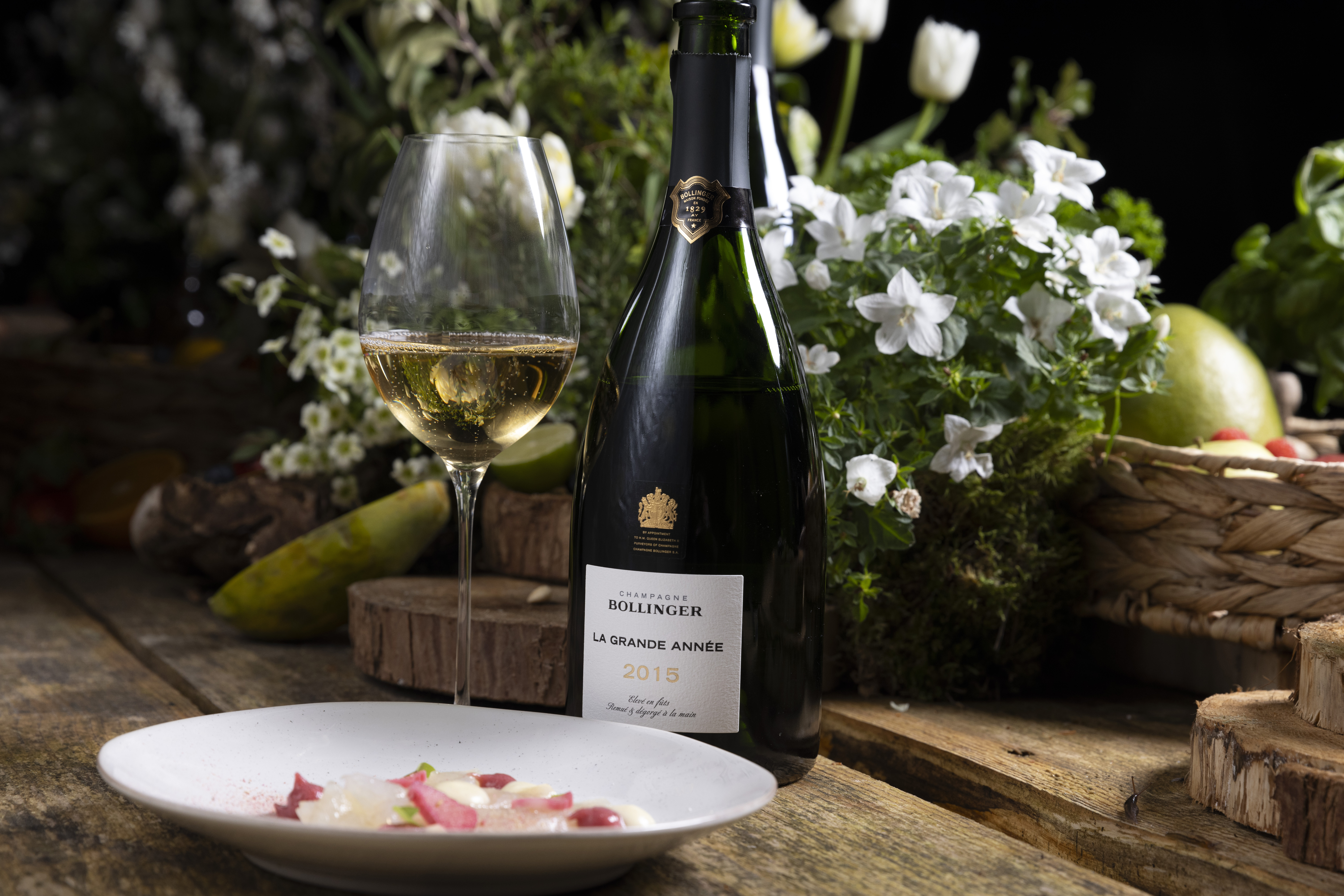 Bollinger La Grande Annee 2015 - frangipane tart