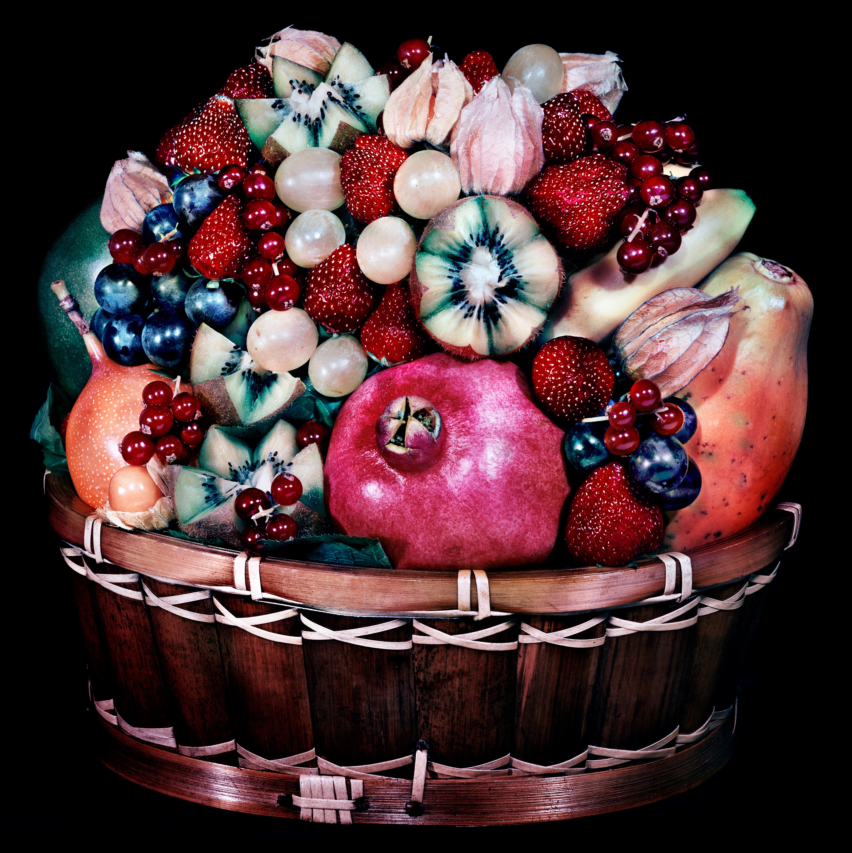 Fruit Baskets - Valérie Belin Valérie Belin - a photograph of a very colourful fruit in a basket