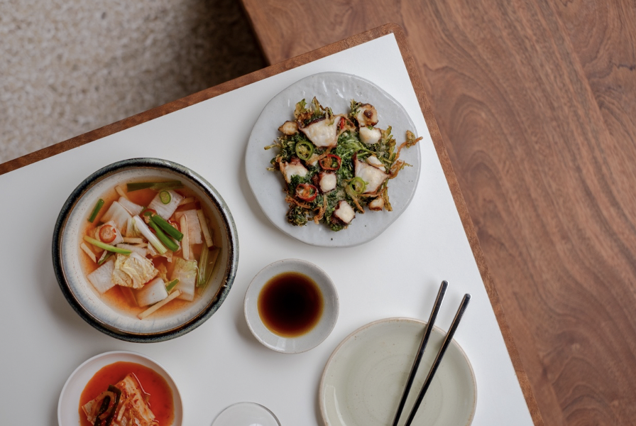 Lola Laurent Luxury Guide to 72 hours in Bristol - Dongnae dishes