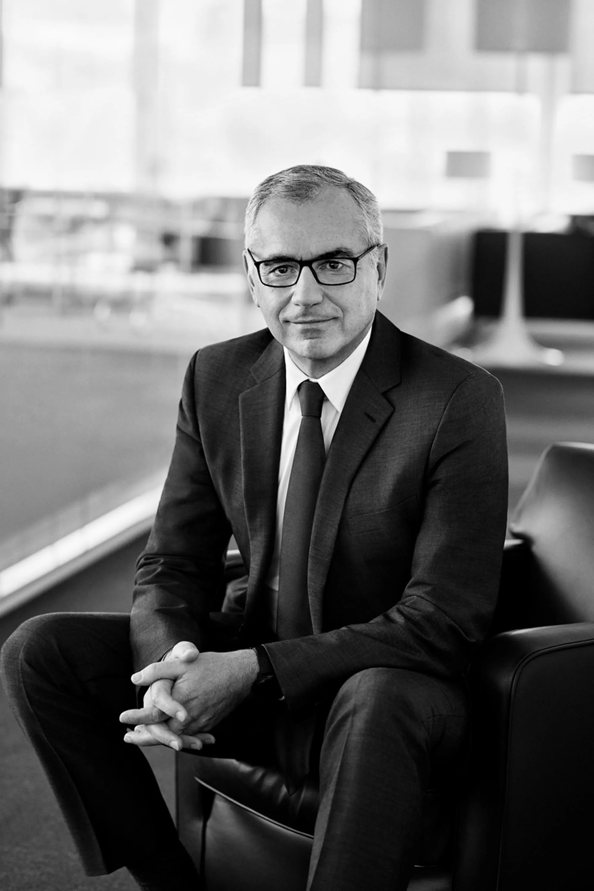 SPHERE FT Business of Luxury Summit Barcelona - Marc Puig Chairman and CEO of Puigsat on a leather chair