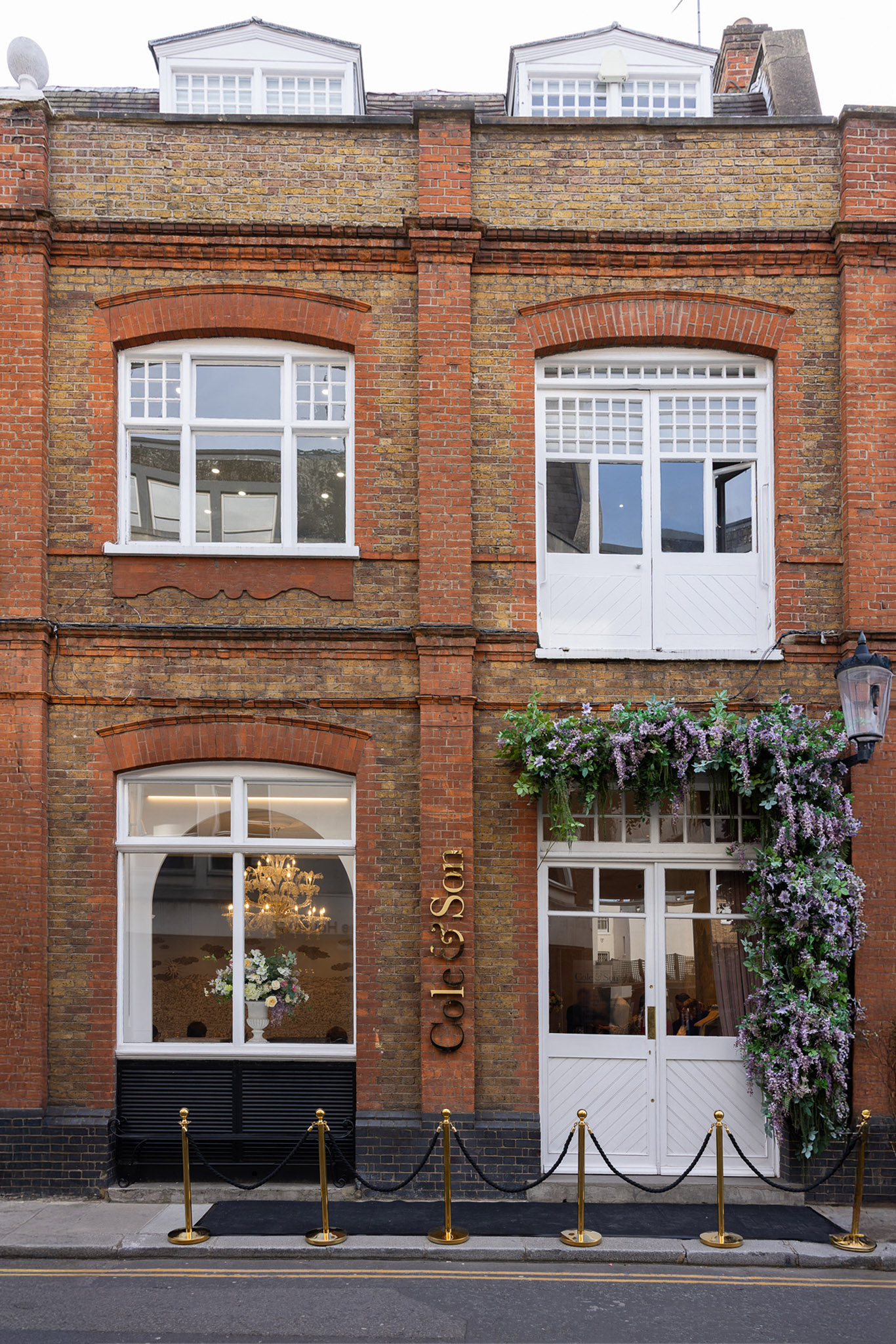 Outside Cole & Son on Jubilee Place in Chelsea.