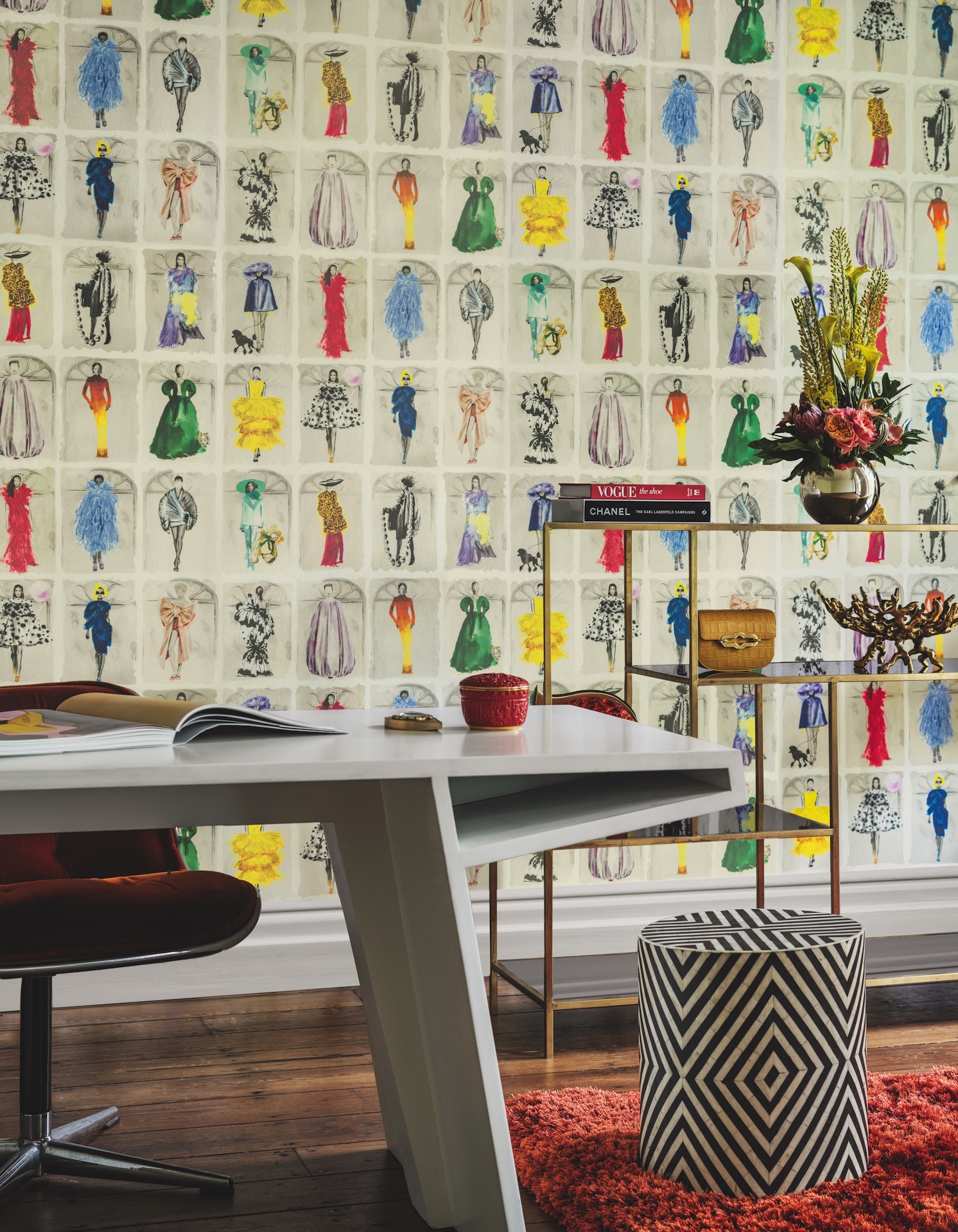 Cole & Son Royal Warrant - The Harrods Couture Carousel wallpaper.