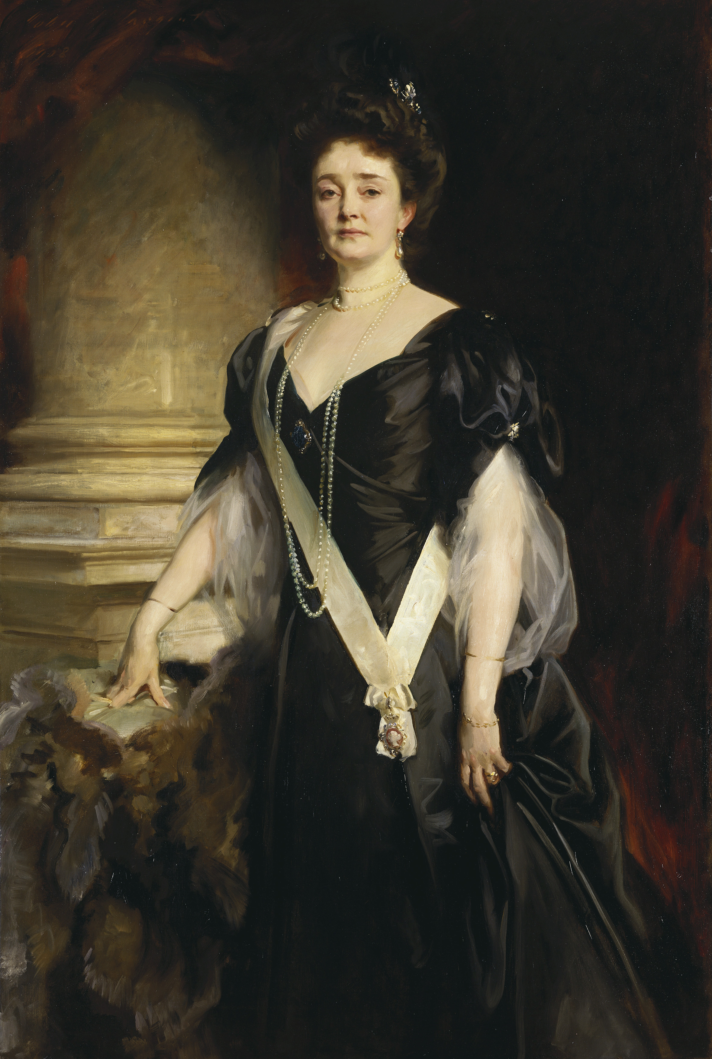 Sargent's portrait of the Duchess of Connaught, part of The Edwardians at the King's Gallery.