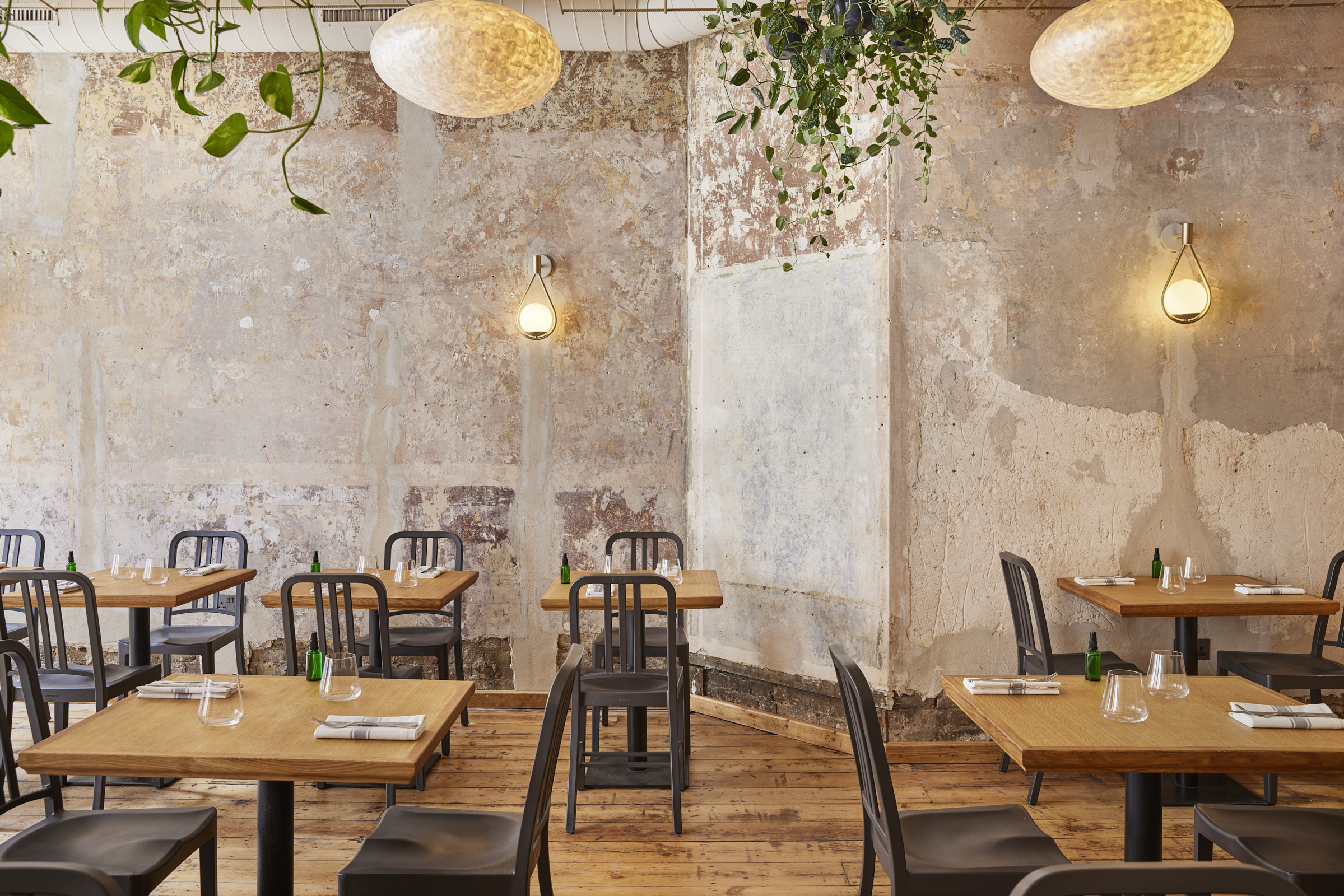 Apricity's textured plaster walls and wooden tables reflect its natural charm.