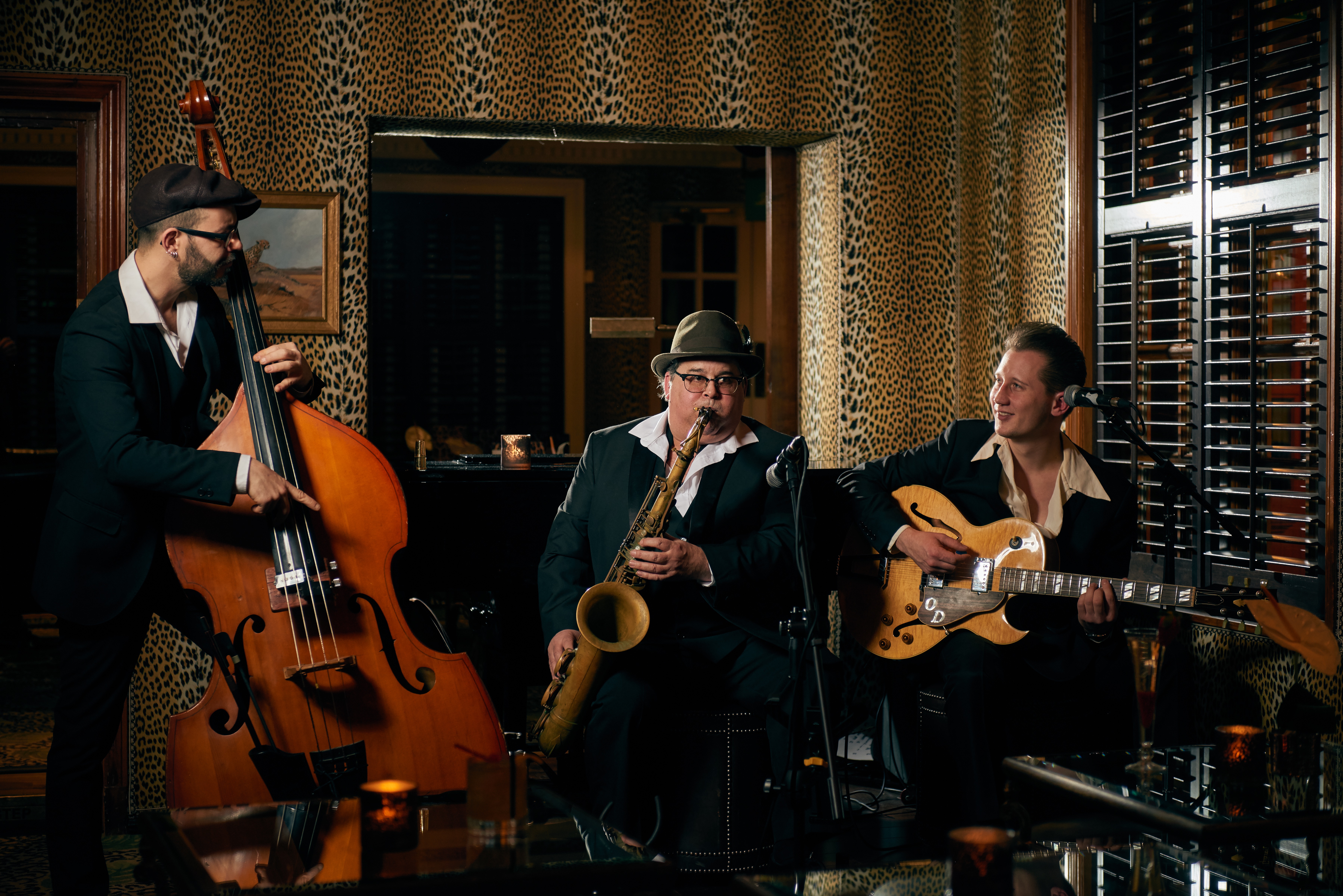 Jazz band playing at The Leopard Bar, on of the best jazz clubs in London.