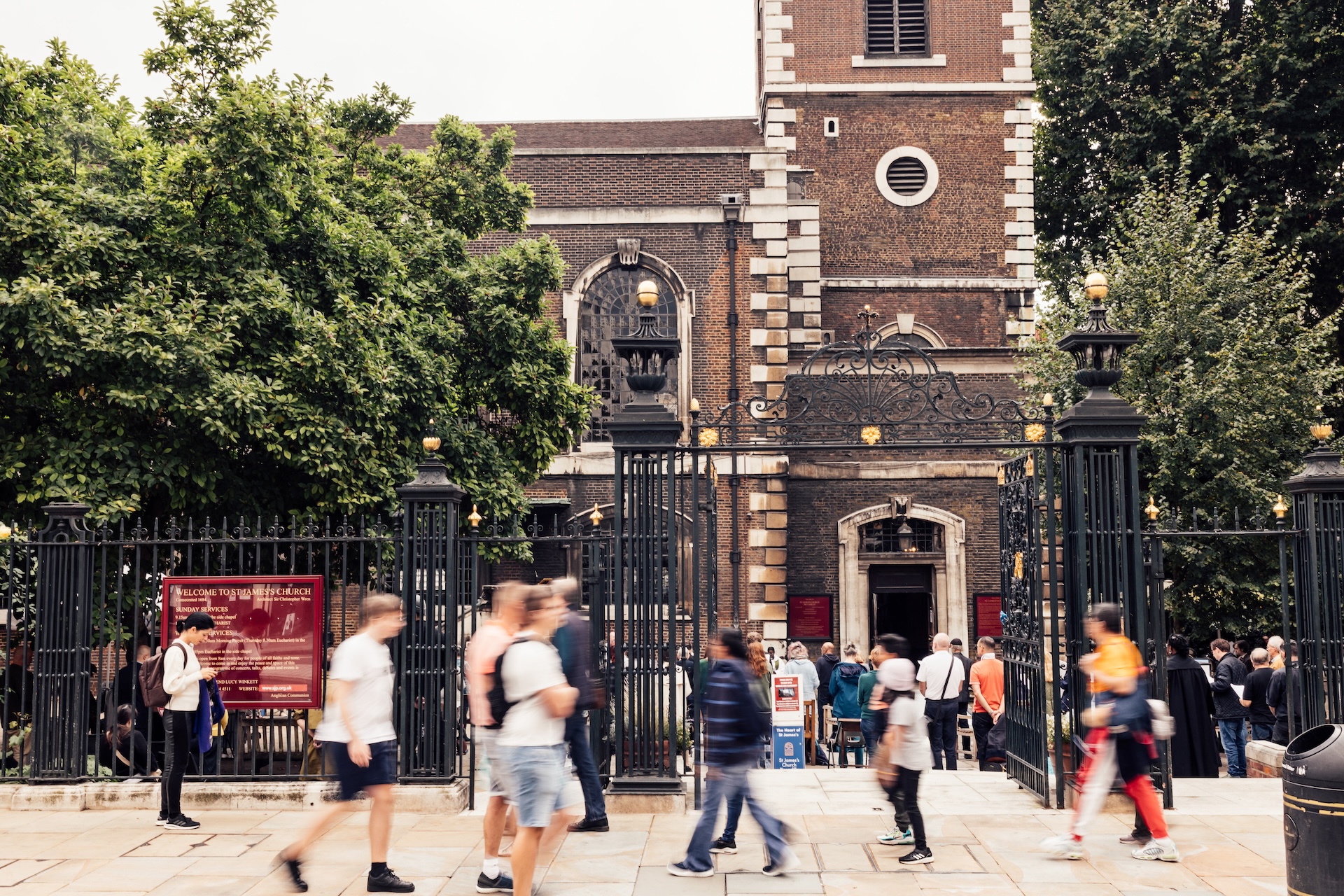 A street view of St James's Church Piccadilly.