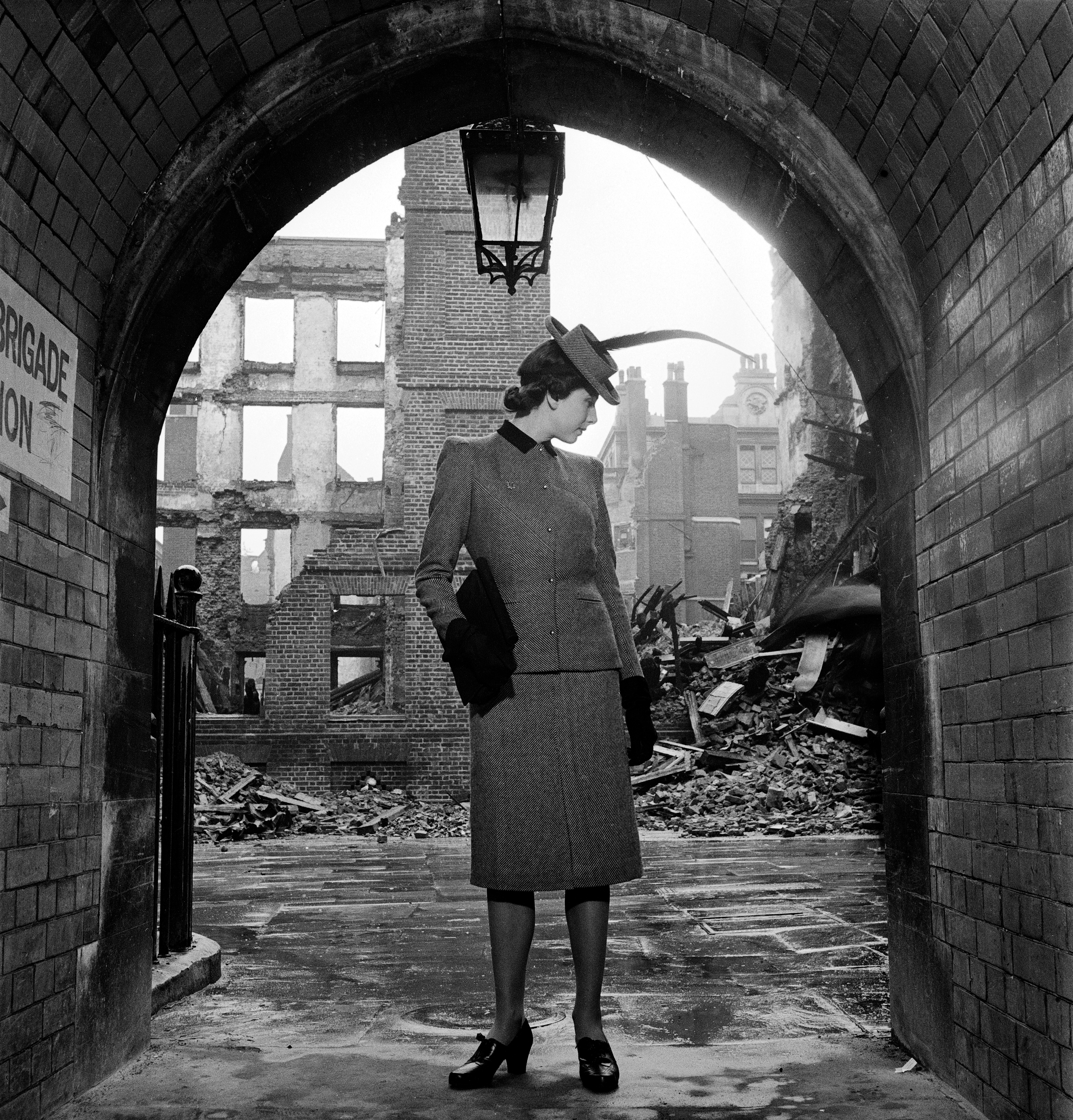 Lee Miller war photography. 
