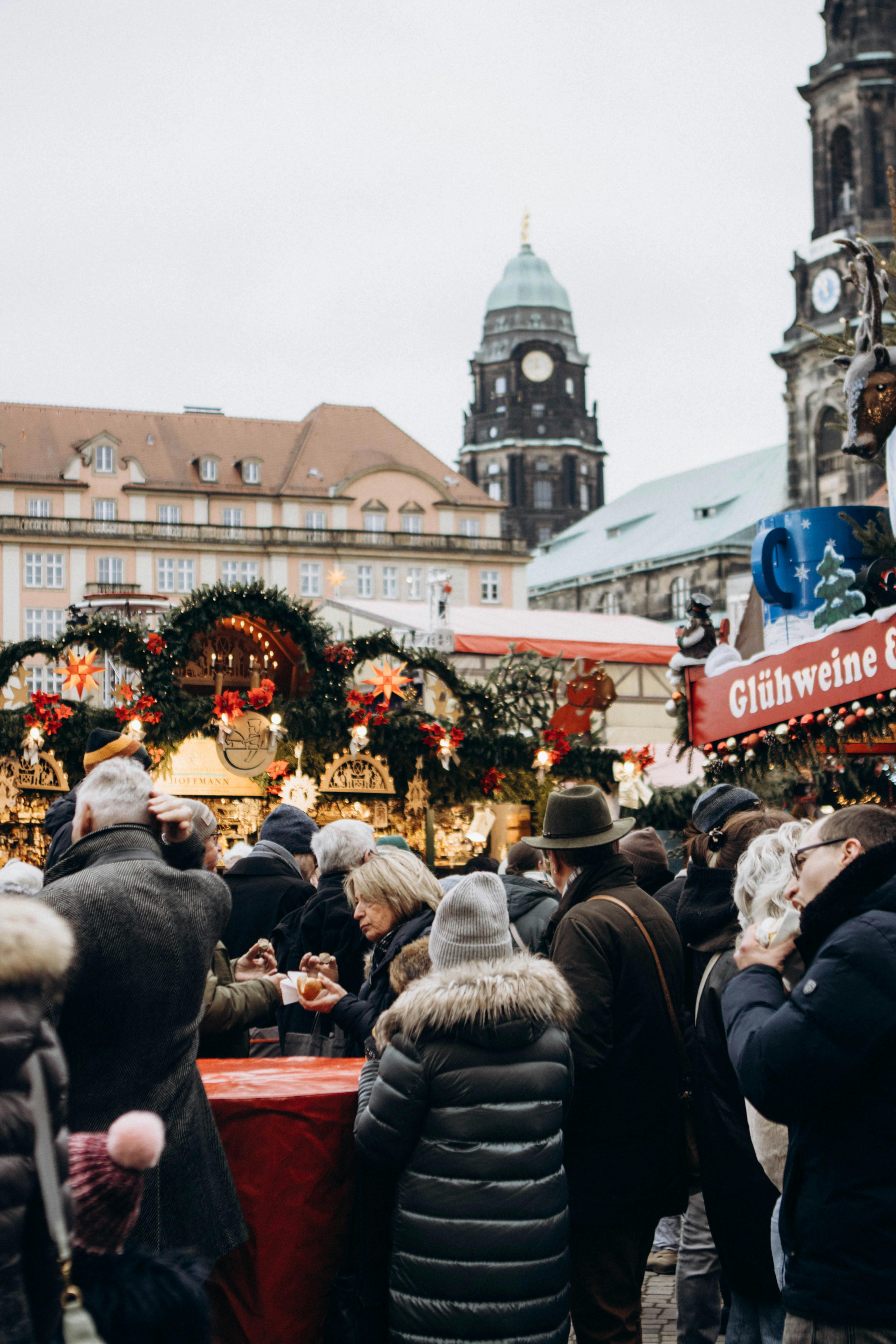 Getaway location Dresden, image of the Christmas Market in Europe