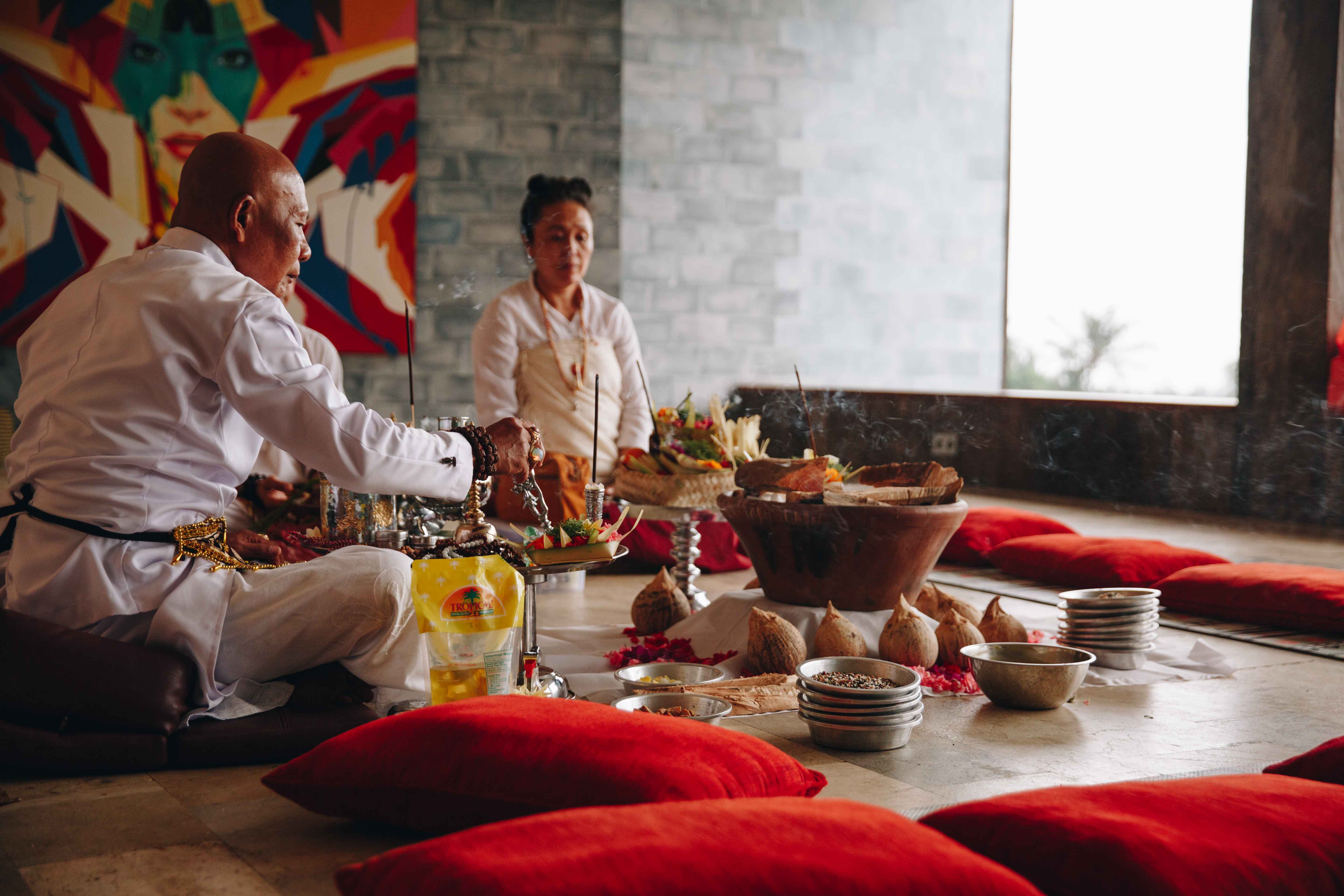 Plant-based chef Bali wellness retreat.