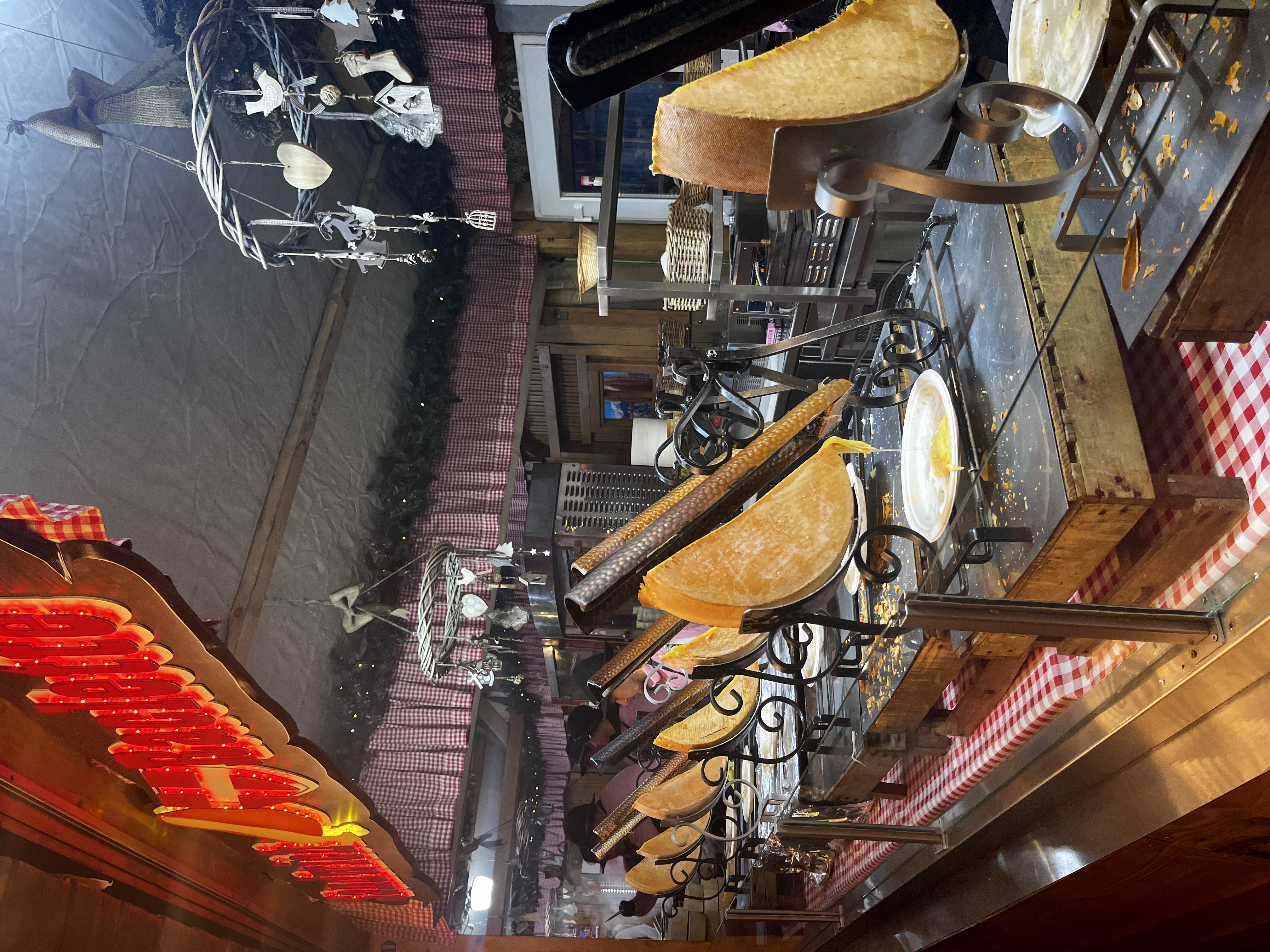 Christmas market, weekend in Edinburgh.