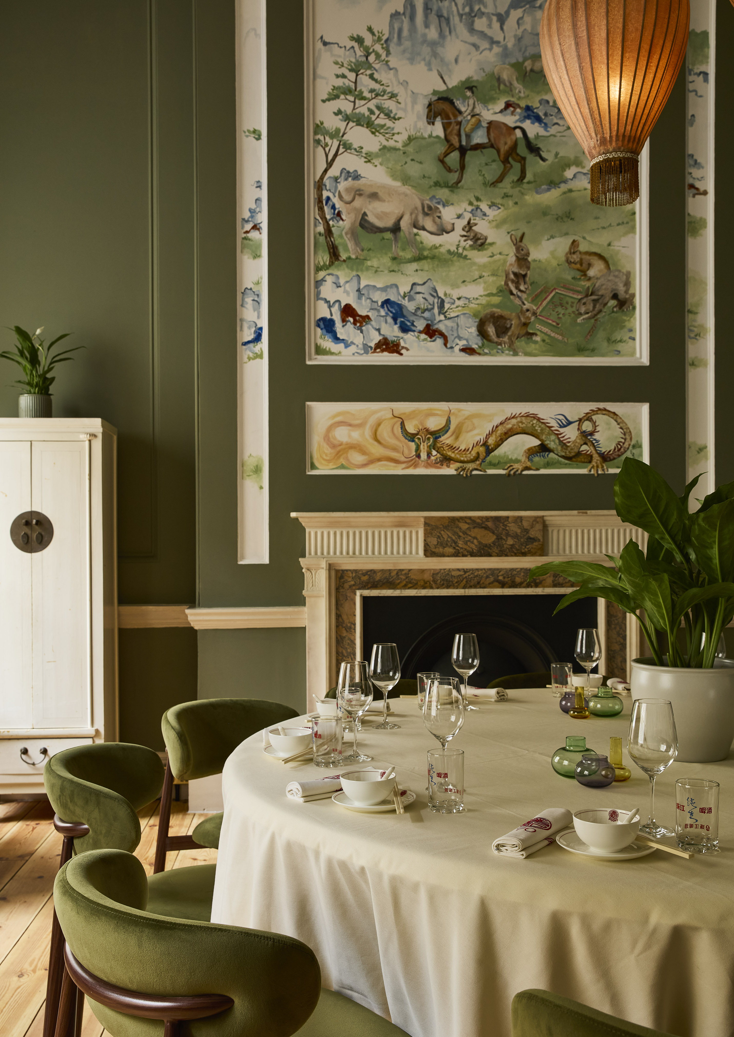 Private dining room, Poon's Somerset House. 