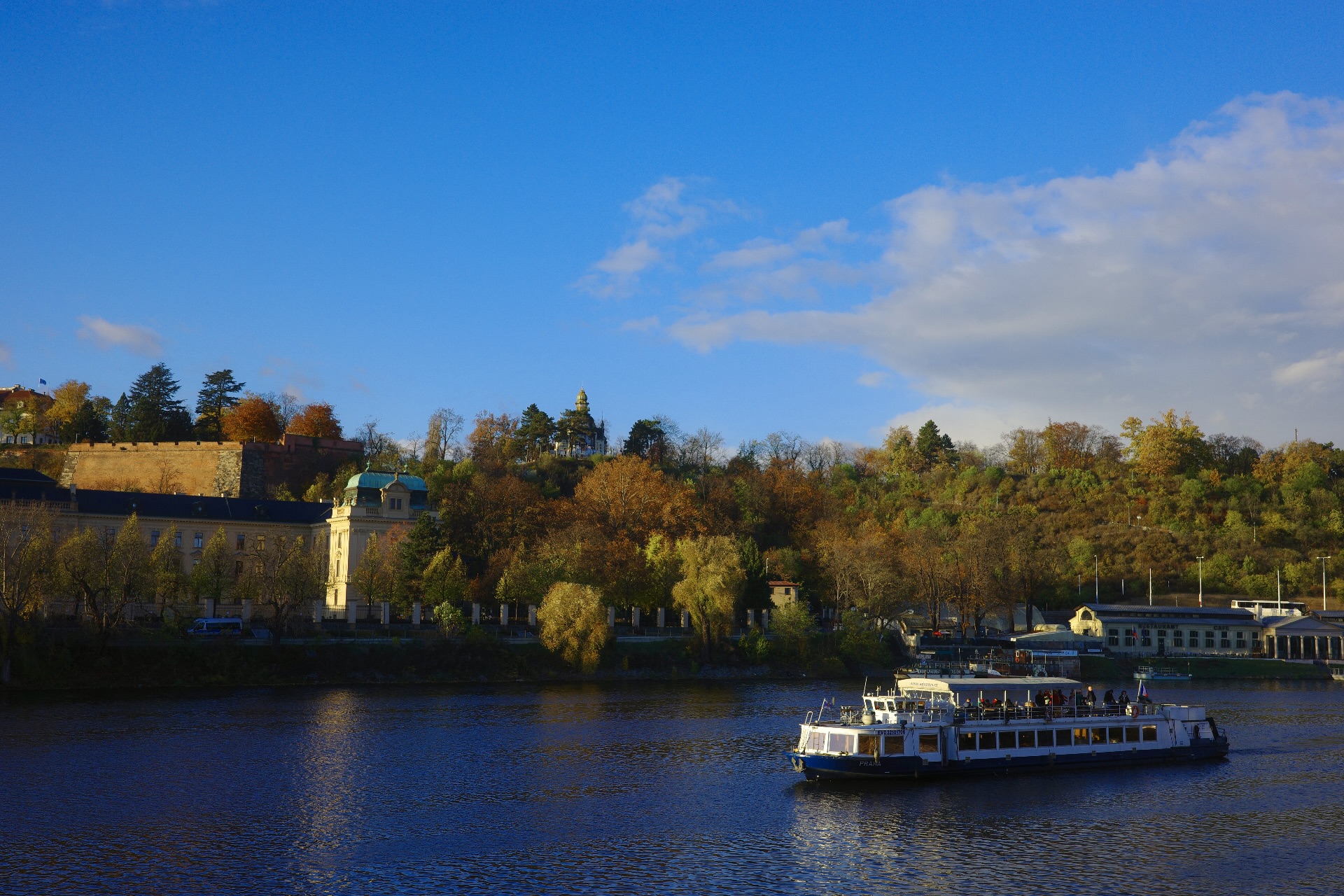 Vltava River 72 hours in Prague