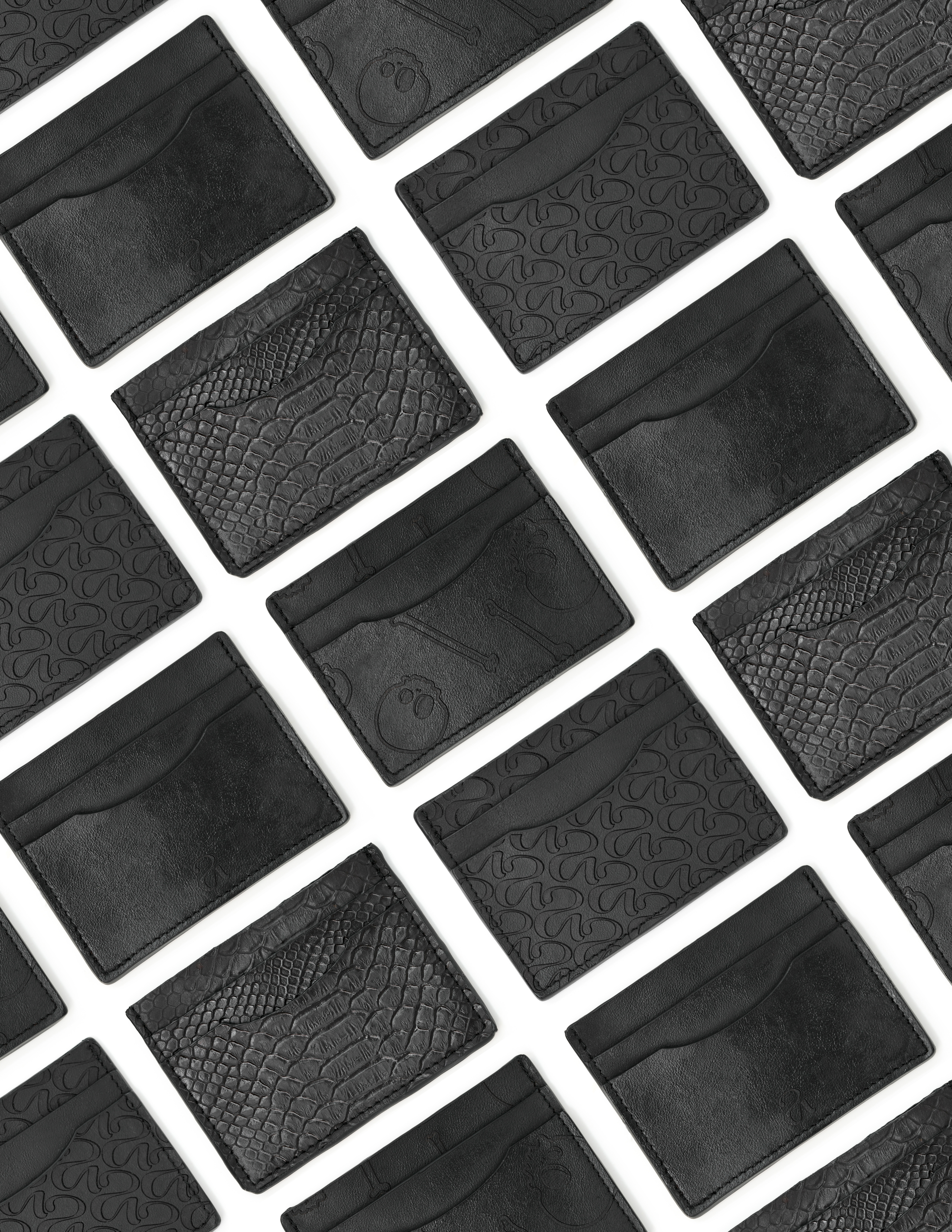 Arda Biomaterial's 'leather' wallets made of bio-textiles 