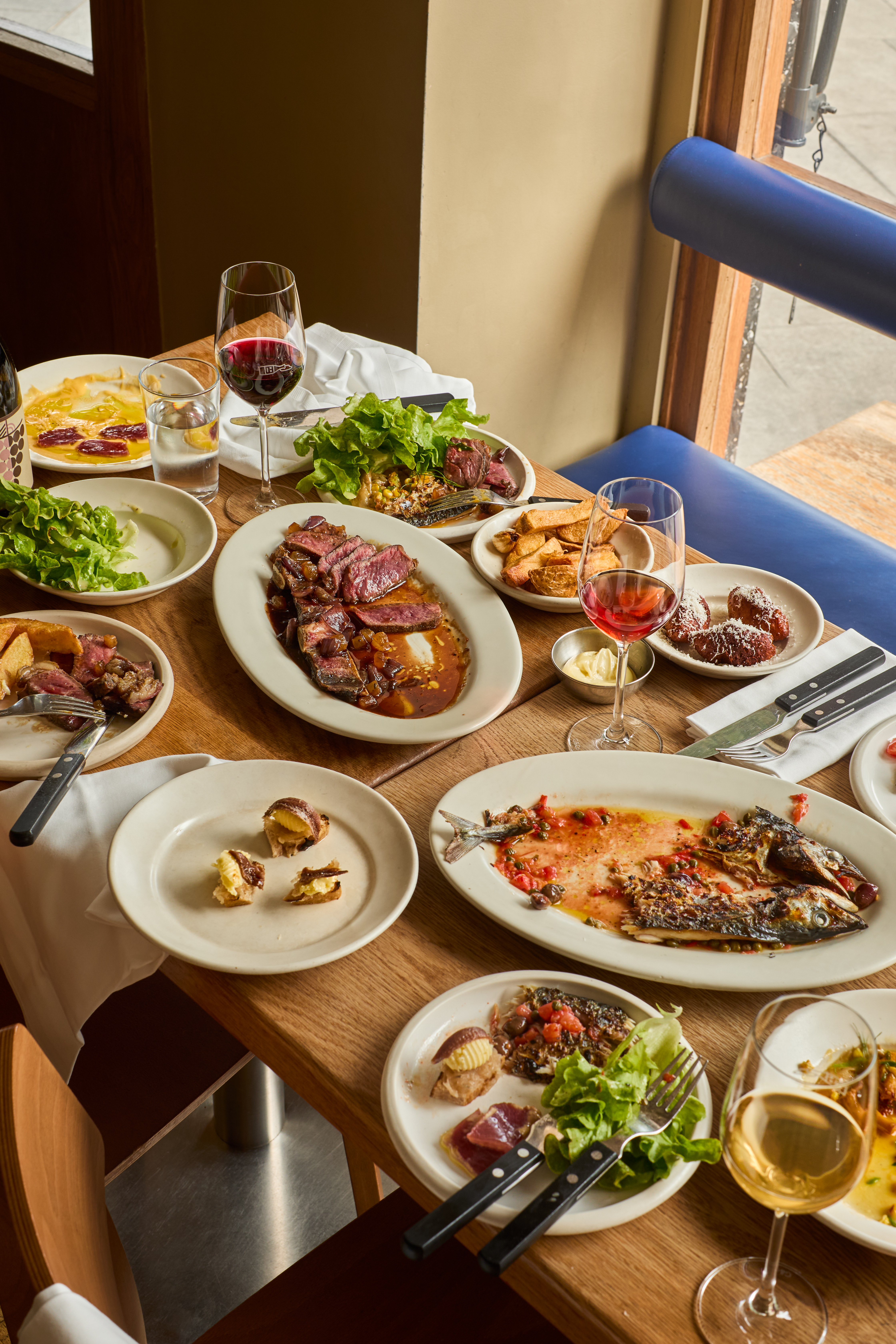 Elliot's, best Sunday roasts in London. 