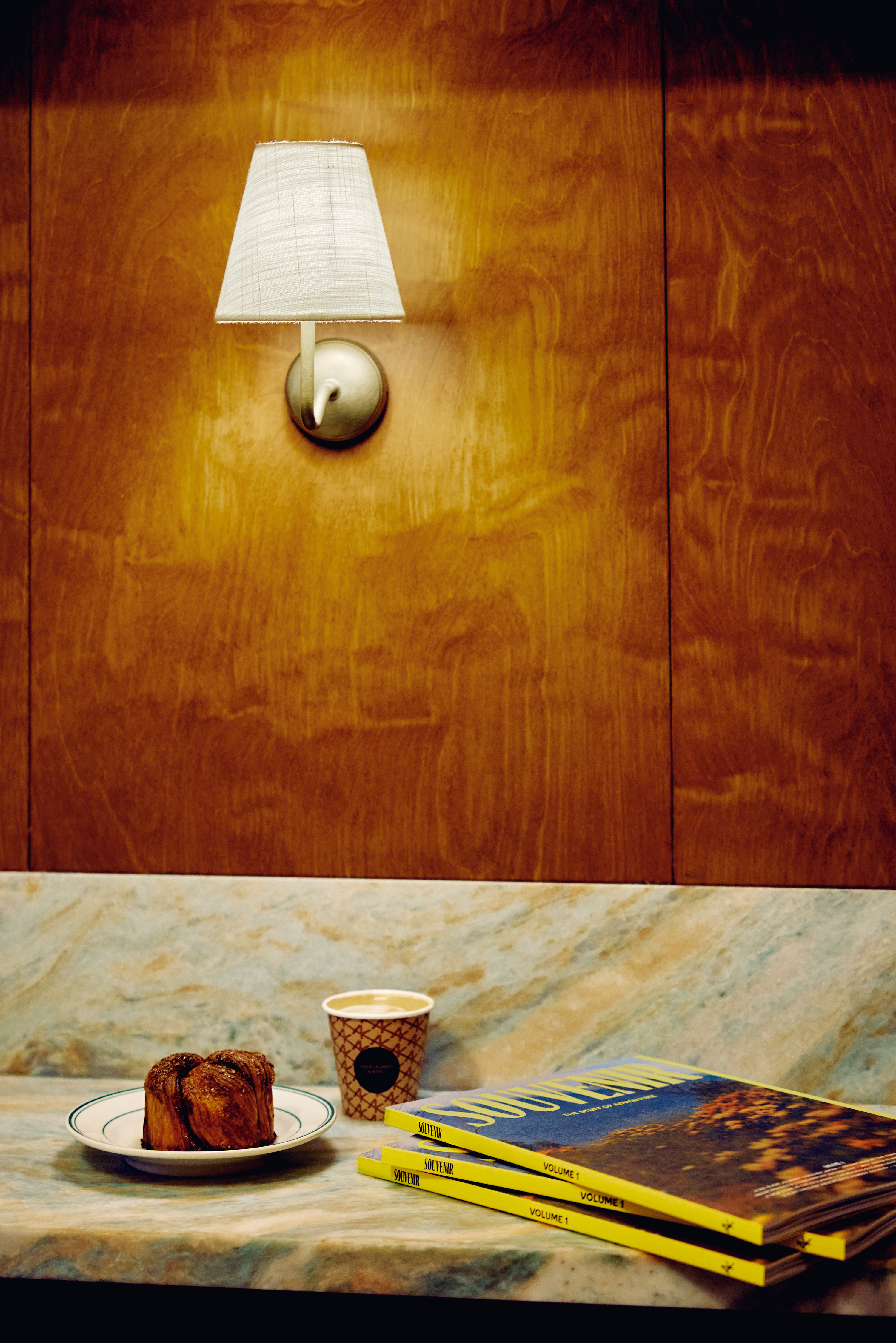 What to do in London, A&K cafe