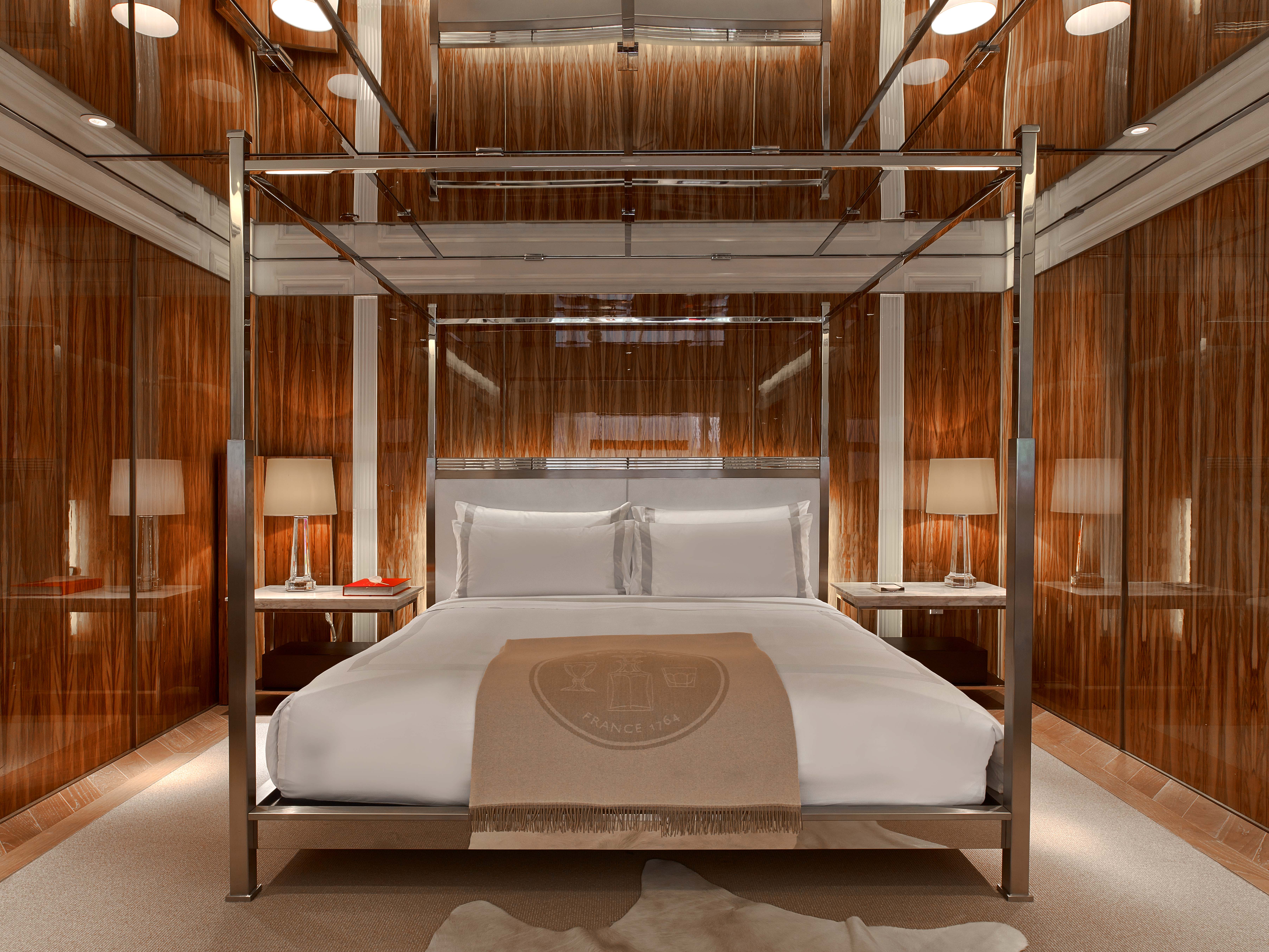 Suite, Baccarat Hotel New York. 