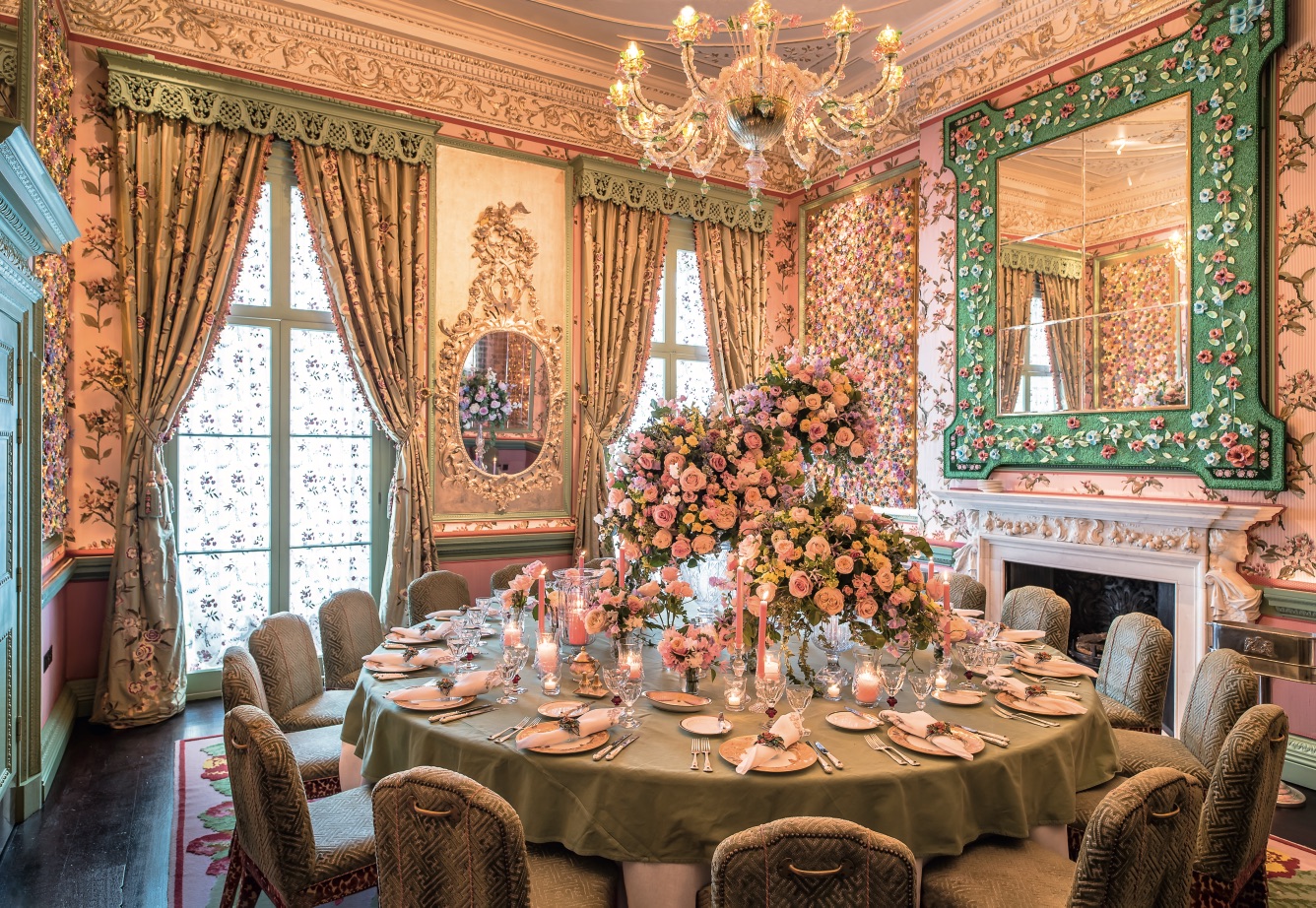 Annabel's Club, private members clubs London.