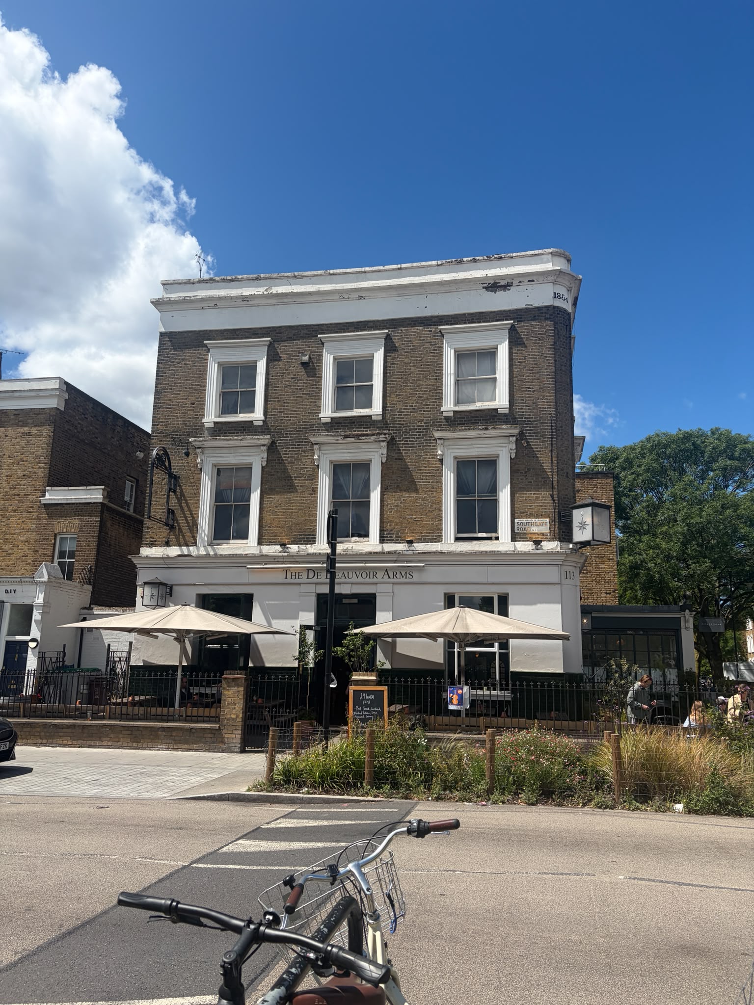 De Beauvoir Arms - things to do in Hackney.