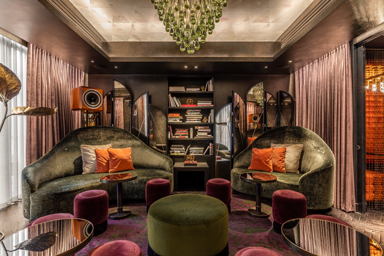 Lounge, Mandrake hotel.