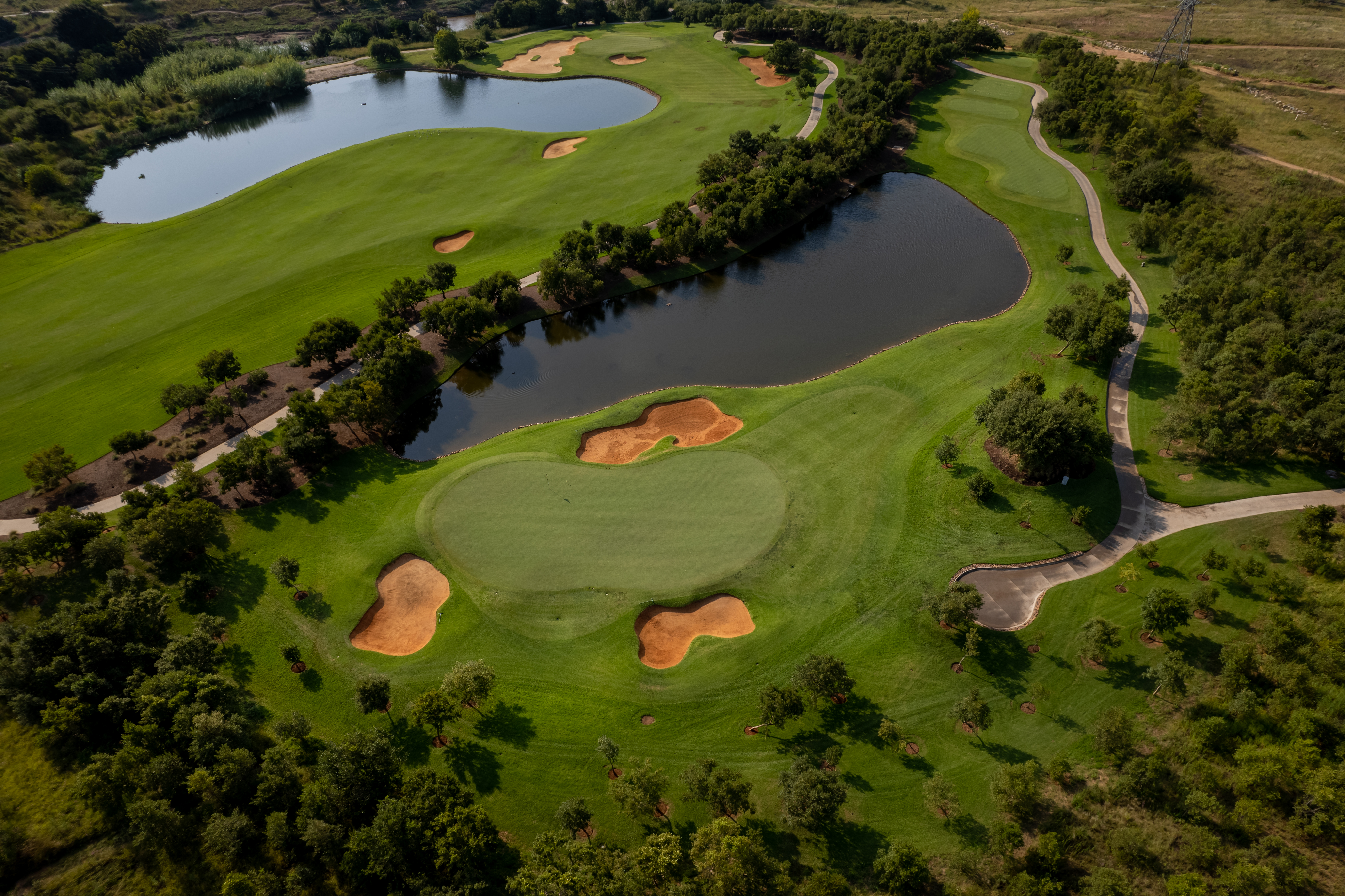 Stay in Johannesburg - Golf Course. 