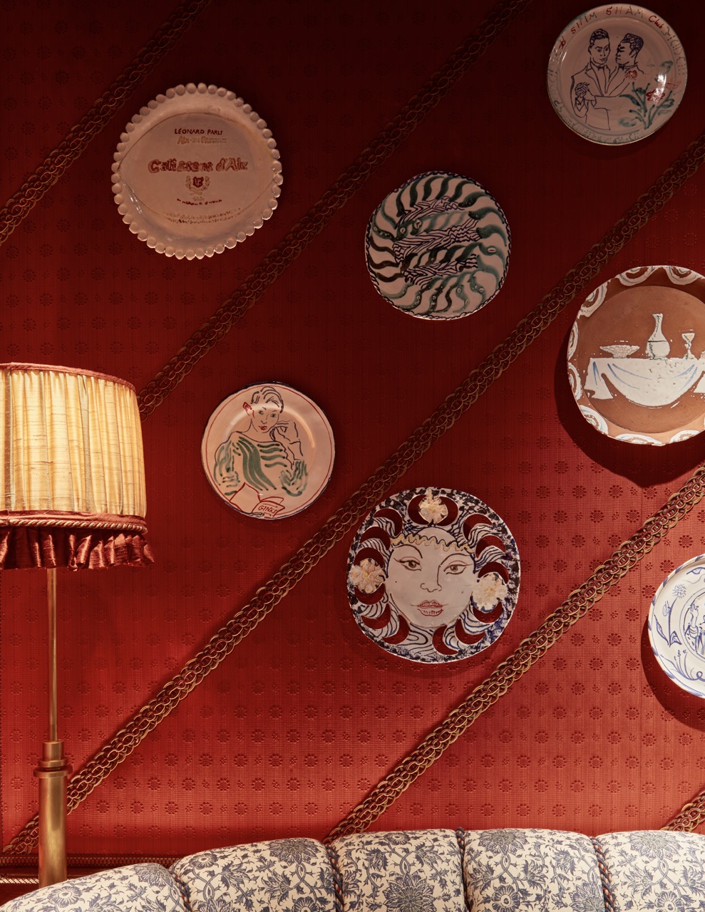 Ceramic plates - Cool restaurants in London. 