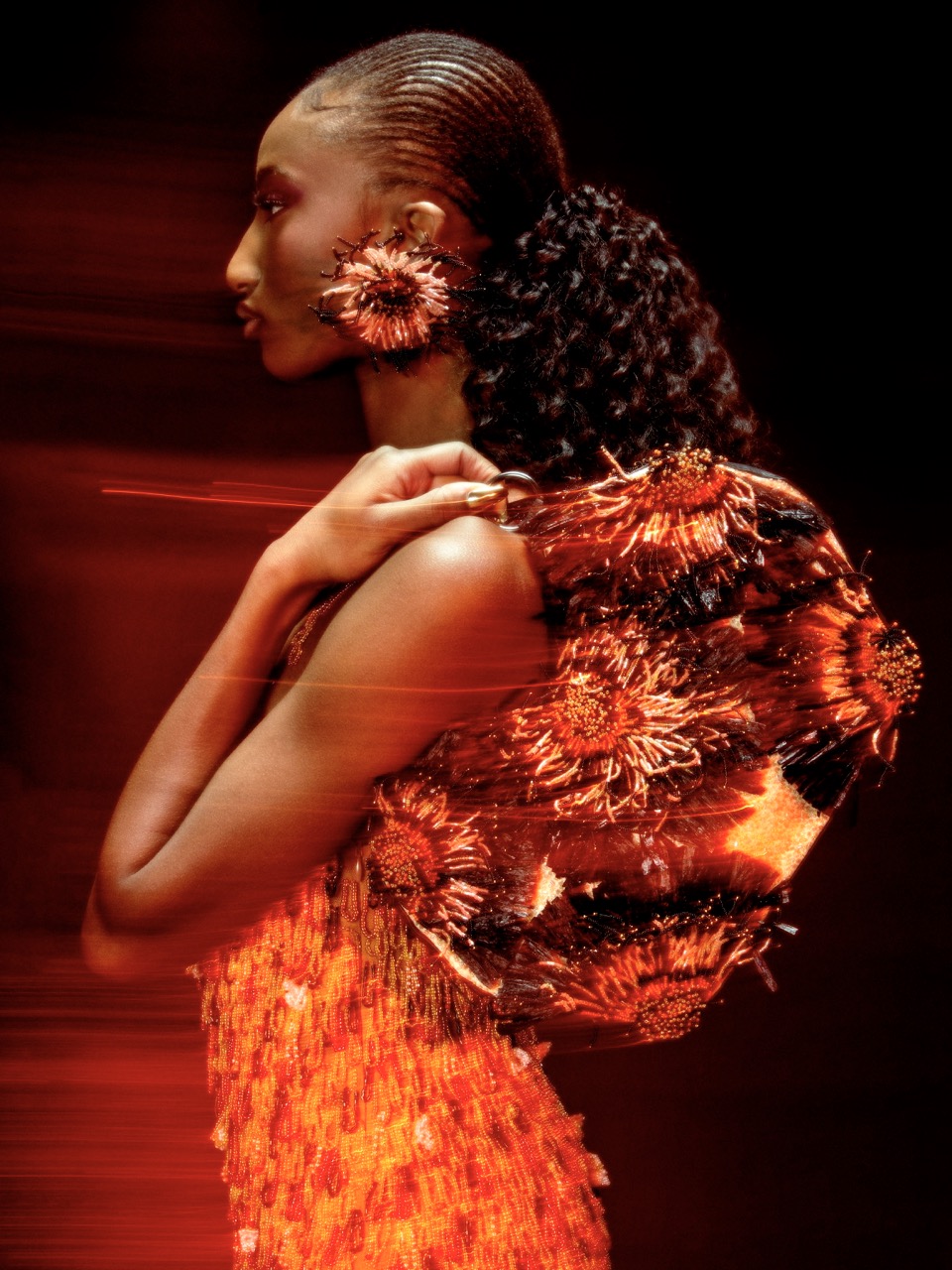 Onalaja demi-couture design
