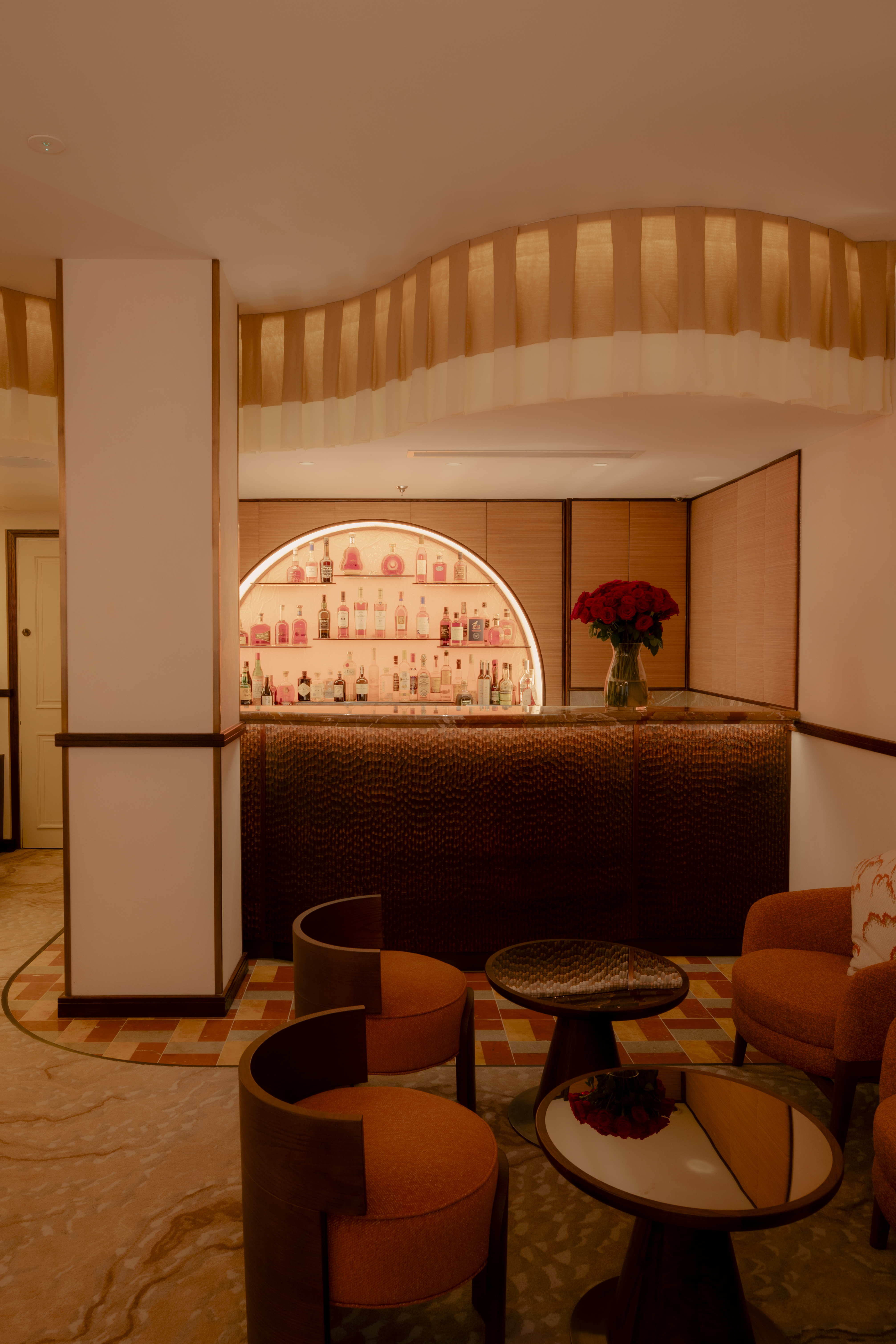 Bonheur by Matt Abé - the bar area. 