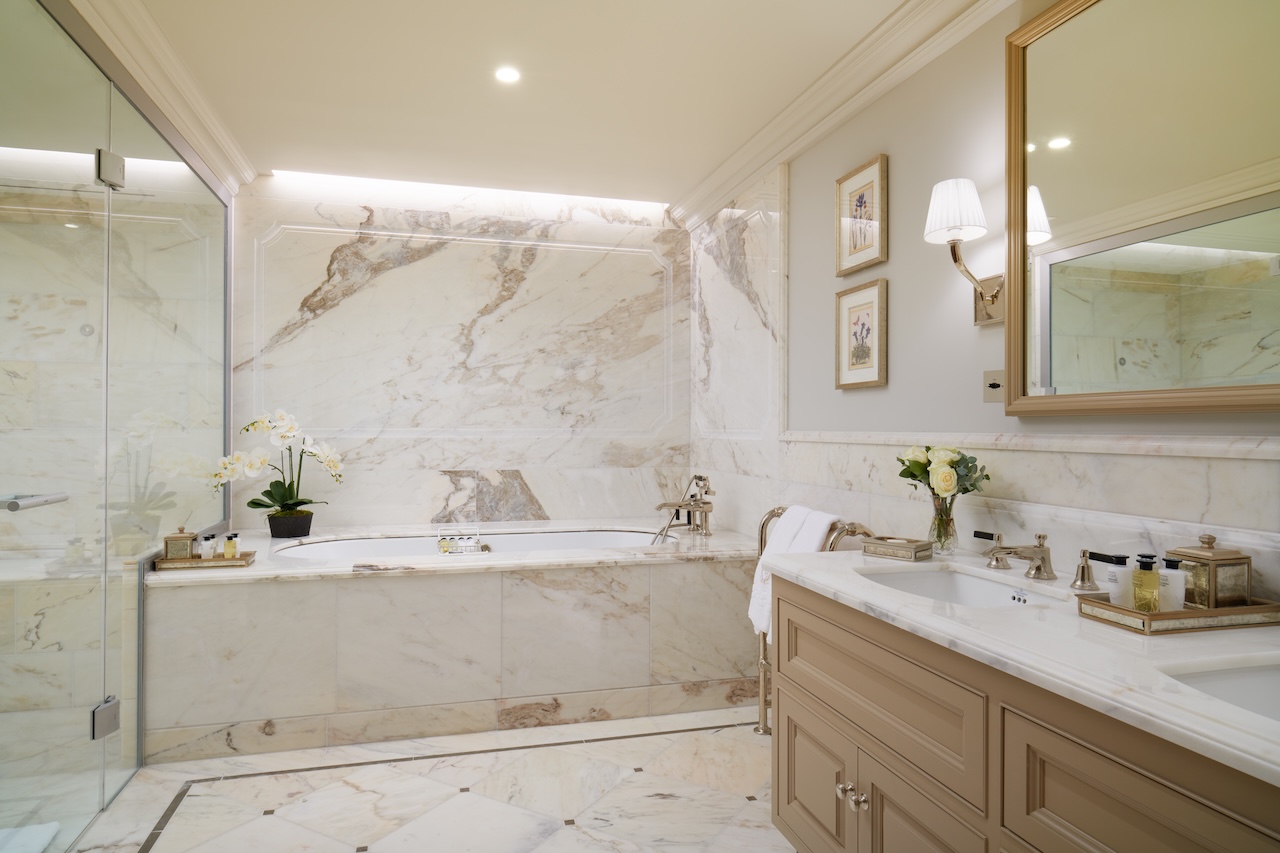 grantley hall bathroom