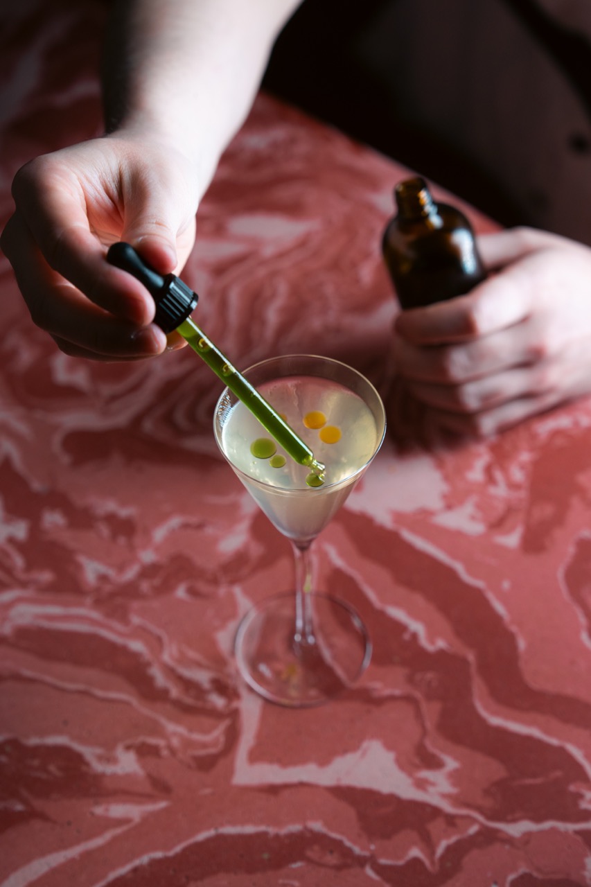 Molecular mixologists. 