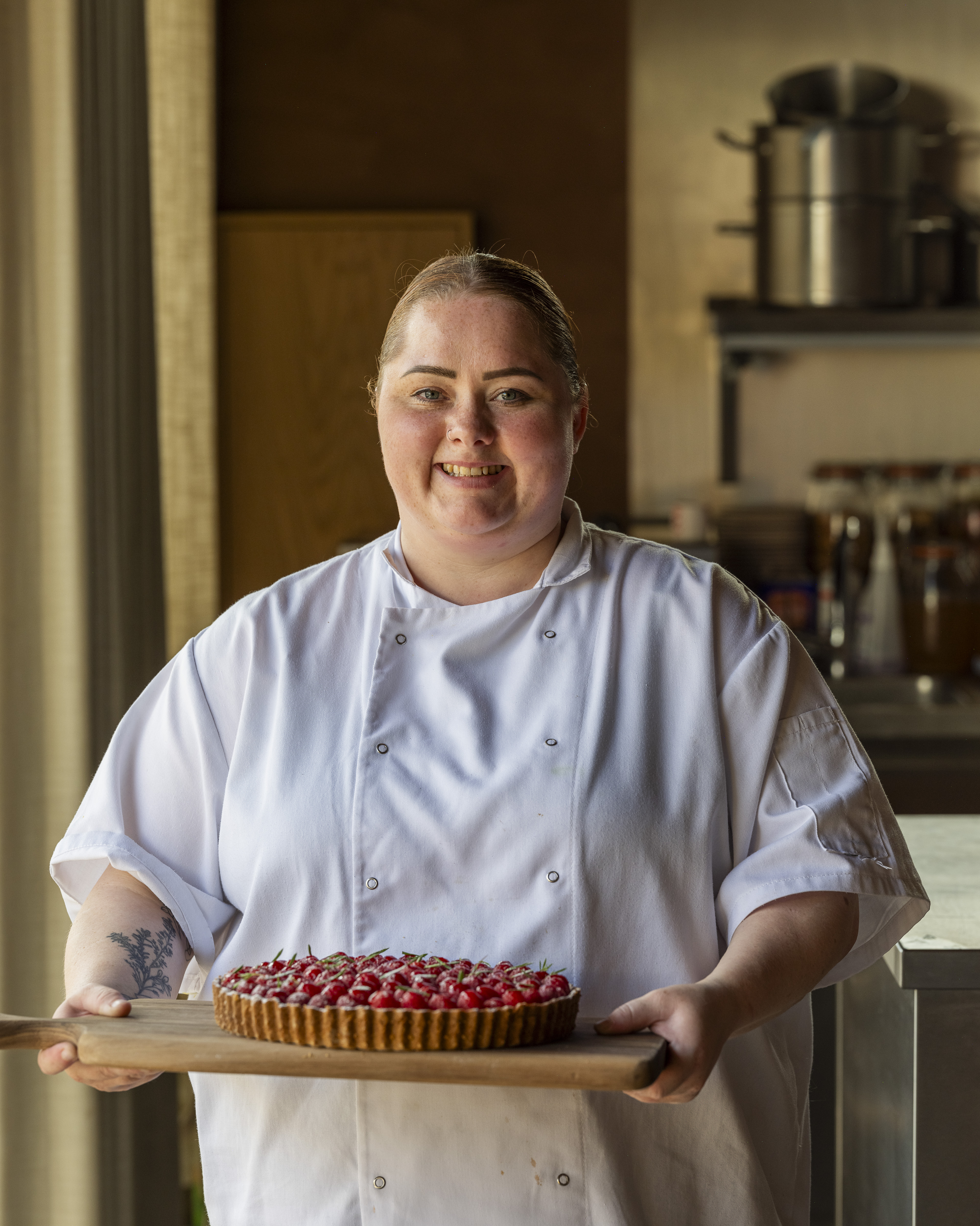 FEMALE CHEFS PORTRAIT OF ELLY WENTWORTH AT FOWLESCOMBE