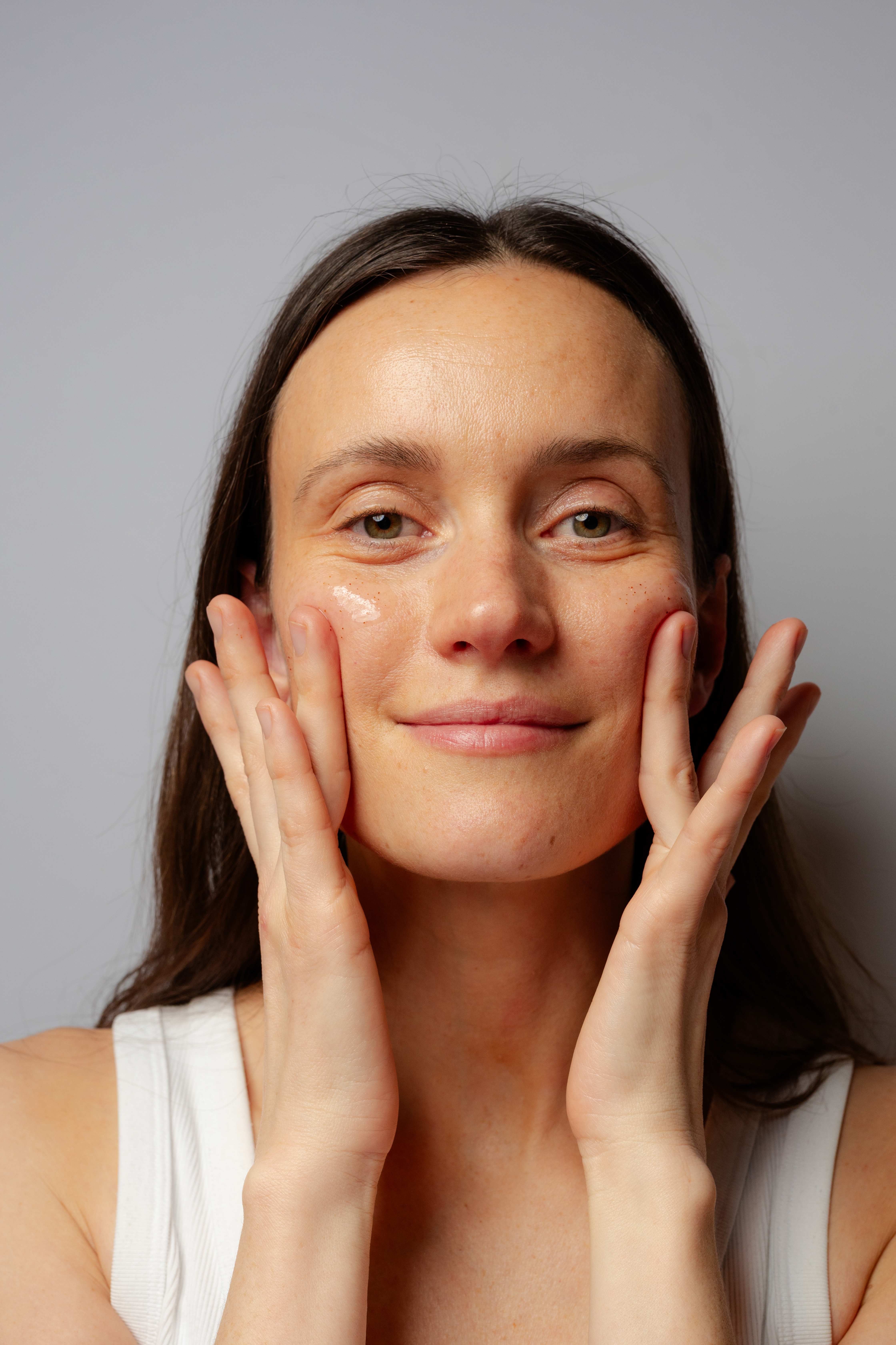 Apeer skincare, beauty standards. 
