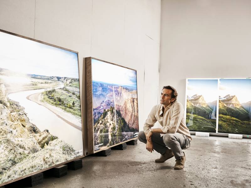 John Mack A Species Between Worlds