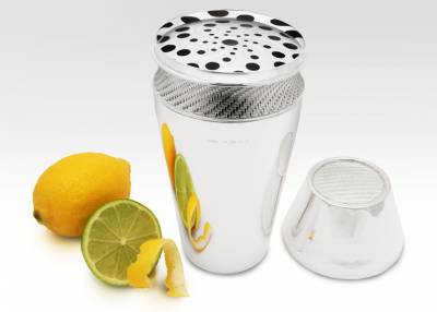 Shaker-with-Lemon