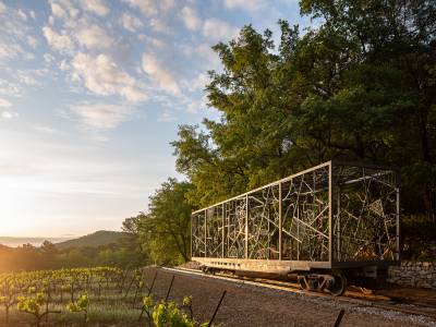 Bob Dylan sculpture Rail Car at Chateau La Coste