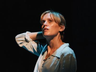 Denise Gough stars as poet Sylvia Plath Dead Poets Live